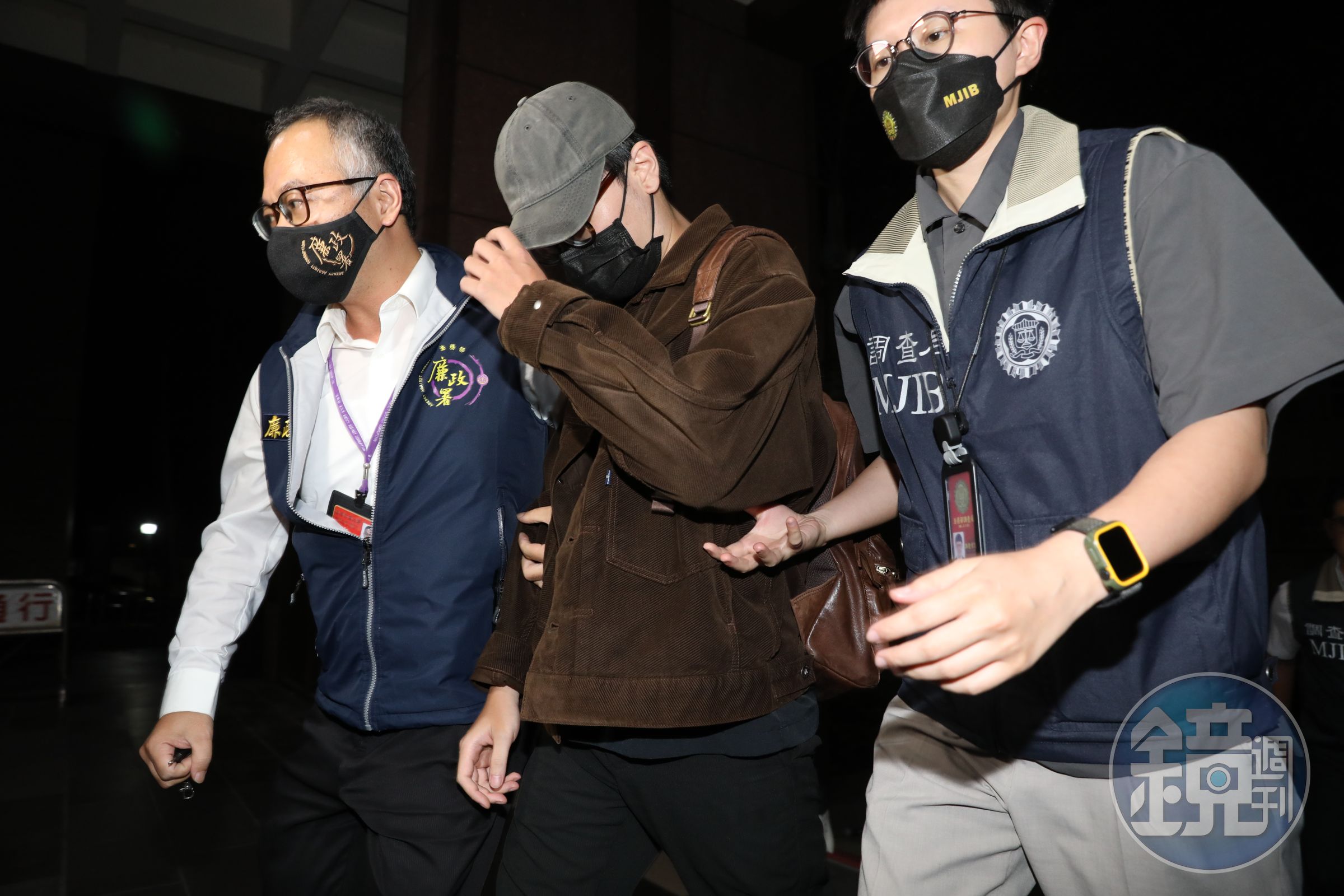 法官石育恩涉犯《組織犯罪防制條例》，遭北檢以80萬元交保。