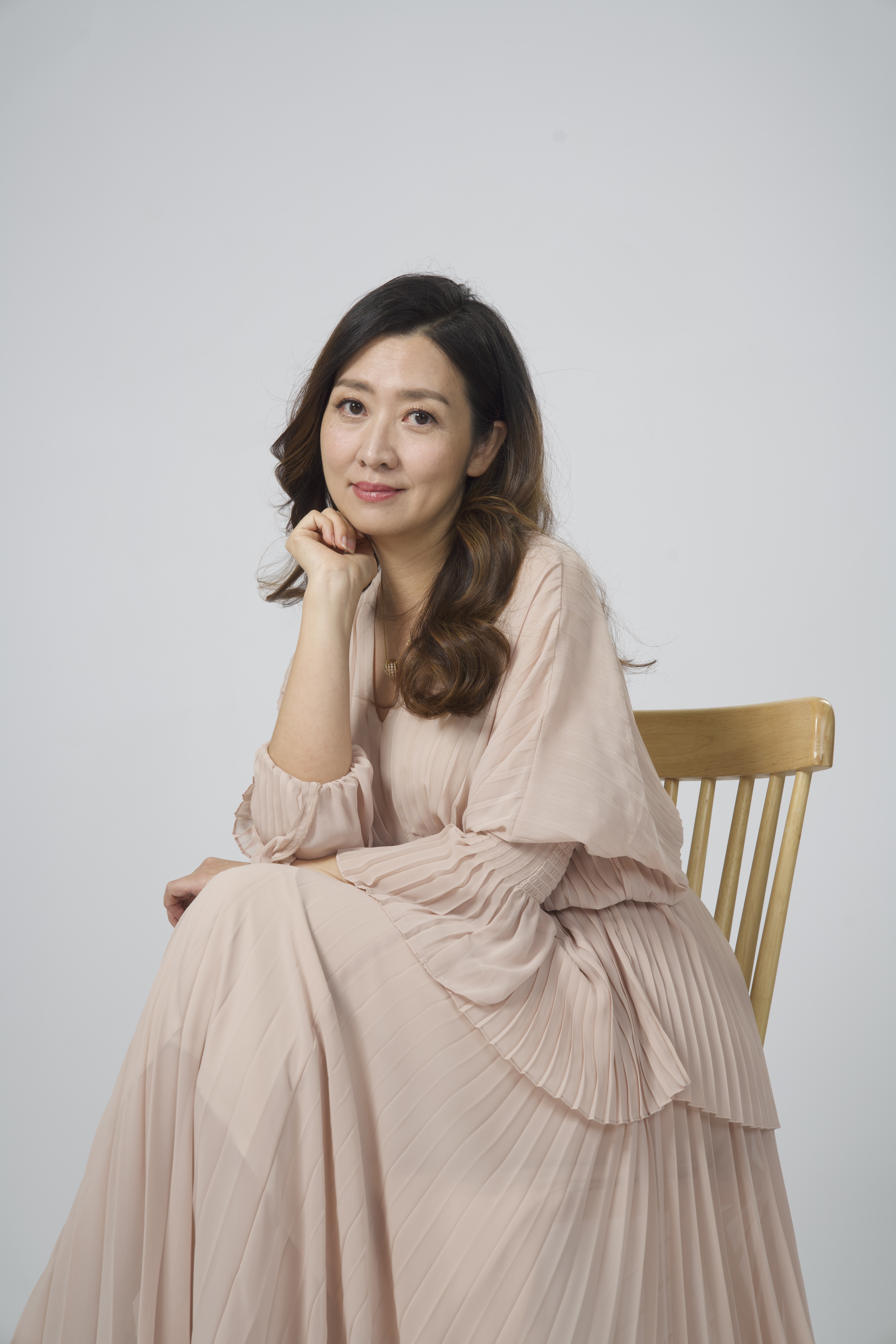 知名精神科醫師鄧惠文指出現代人大部分認為,婚姻跟愛情是應該同一件事,但彼此間步伐沒有同步好,就會有很多問題展開。(寬想國際娛樂提供)