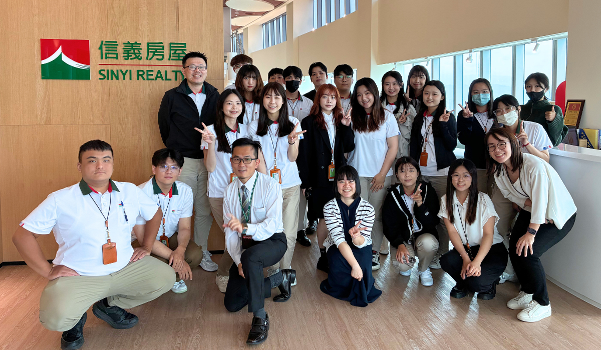 信義房屋「不動產業務實習計畫」鎖定招募大專院校大四學生，祭出前半年最高月薪42K。（信義房屋提供）
