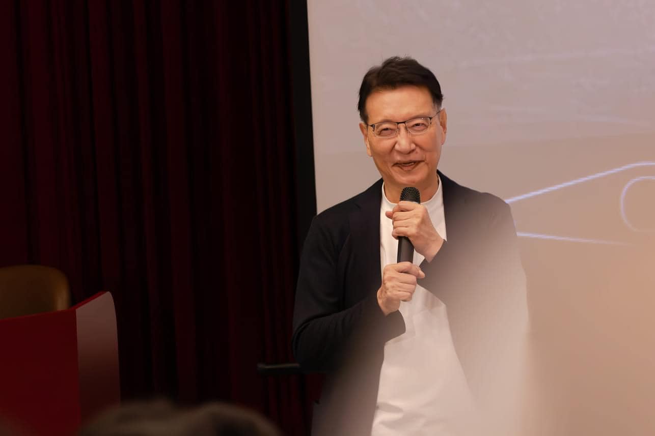 趙少康直言「你可以不要買那麼貴的，也沒有強迫要你買。」（翻攝自臉書＠趙少康）