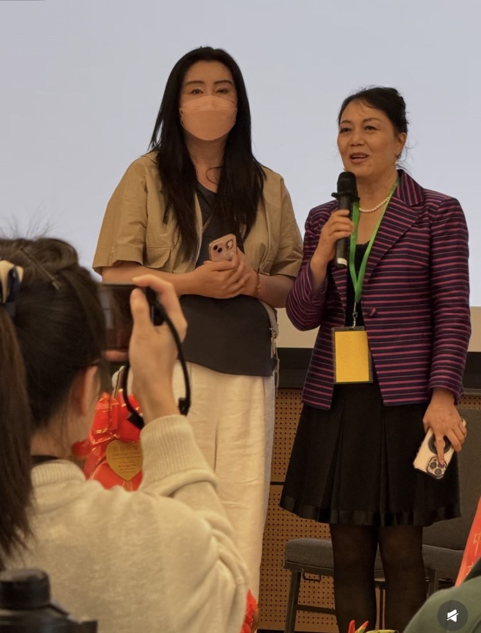 王祖賢現身矽谷被簇擁！「一句話」洩艾灸館事業新動向　粉絲超開心