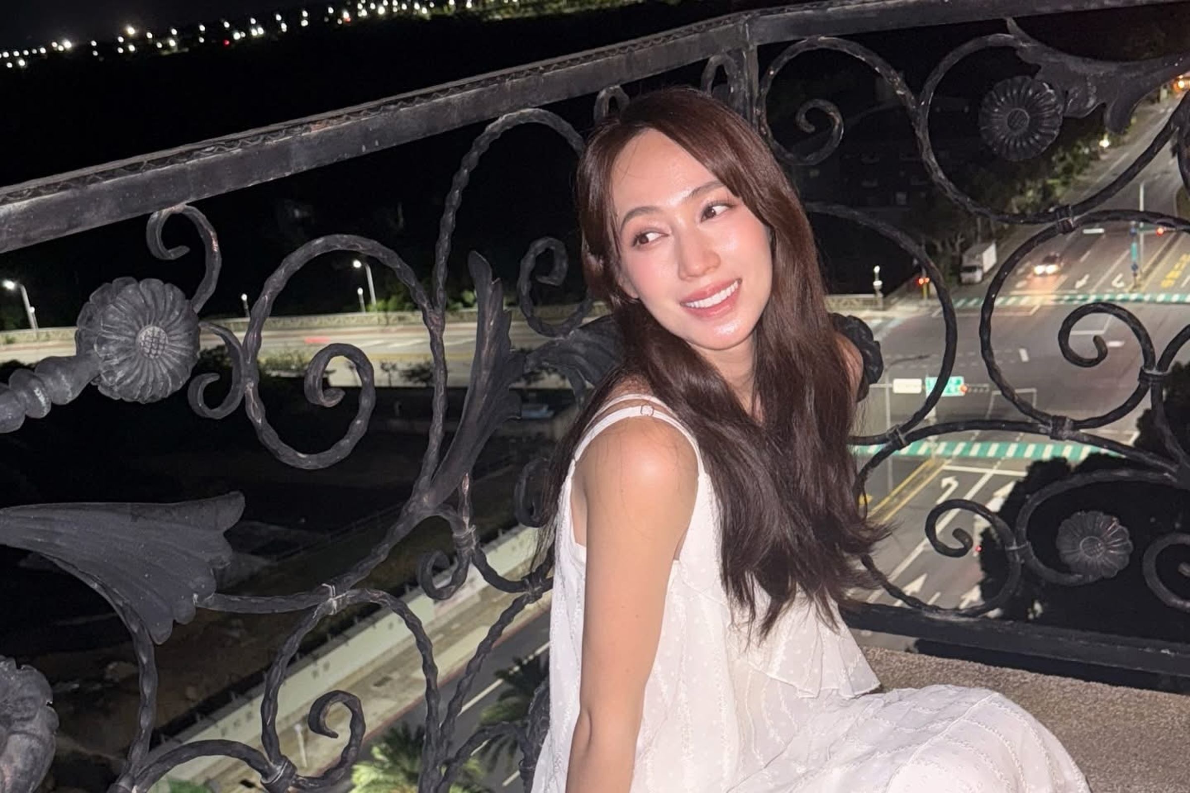 小薰遭爆欠款未還，一開始堅稱沒有這件事。（翻攝自小薰臉書）