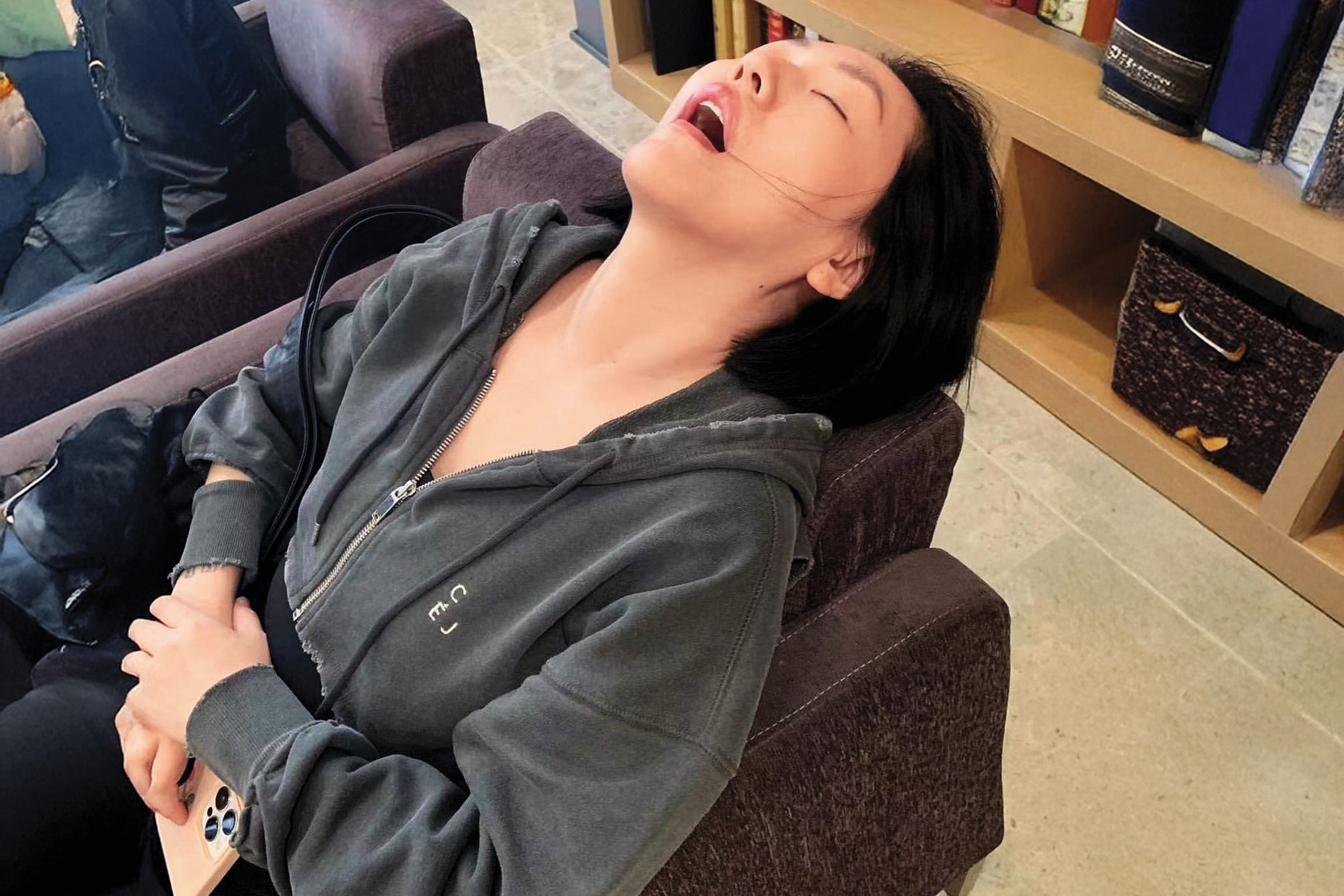 多年來小S都有睡眠障礙,難以入睡,導致白天很疲累。(翻攝自小S IG)