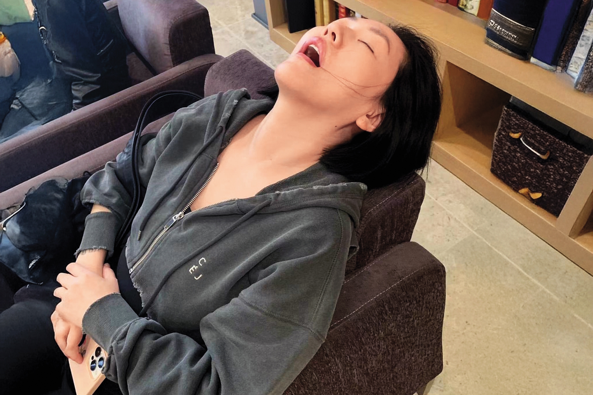 多年來小S都有睡眠障礙，難以入睡，導致白天很疲累。（翻攝自小S IG）