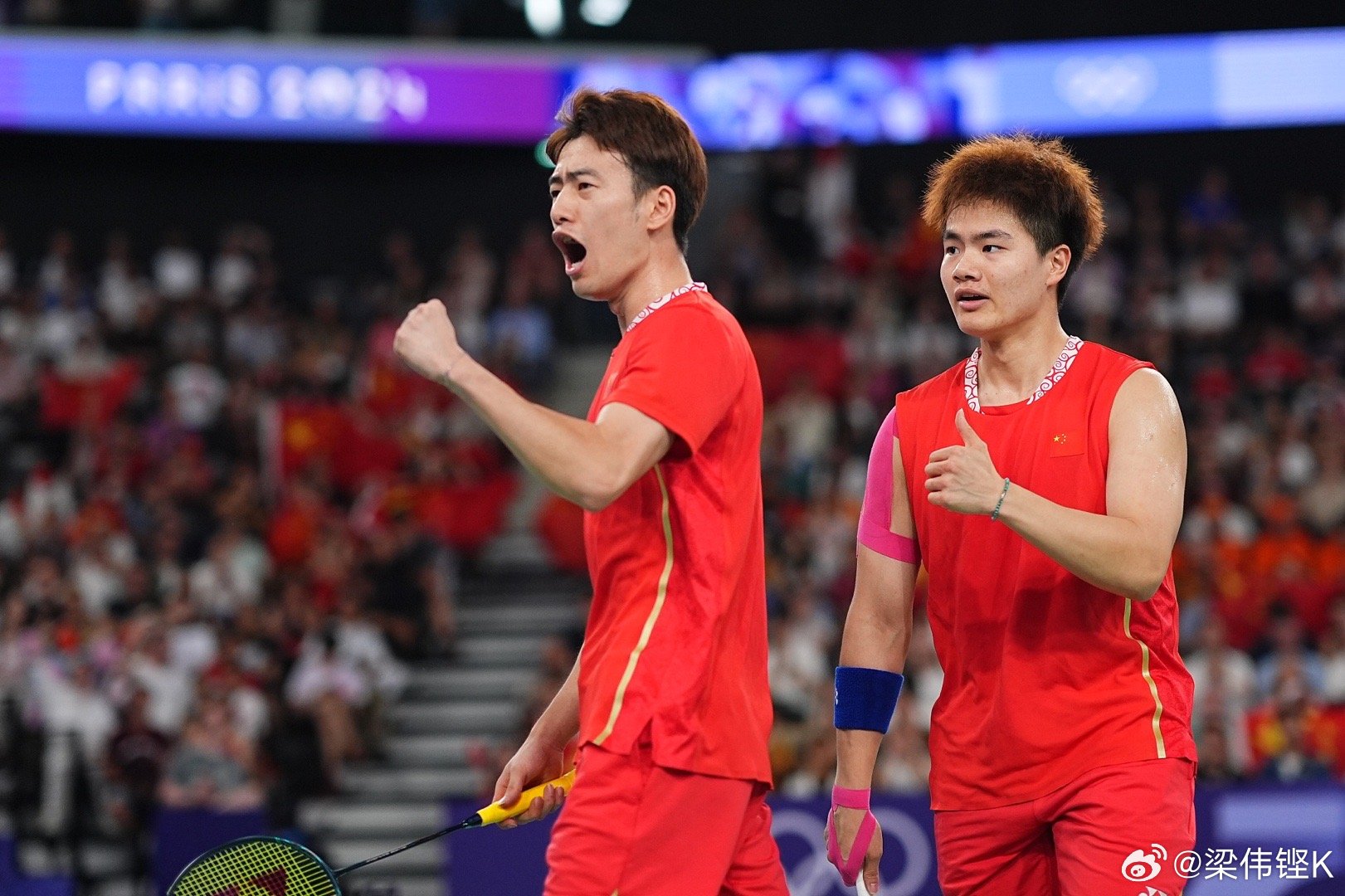 中國第一男雙梁偉鏗、王昶首次征戰奧運以銀牌作收。（翻攝自梁偉鏗微博）