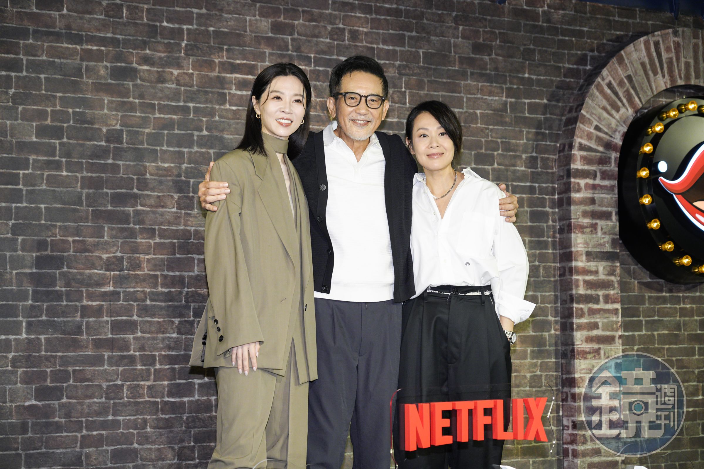 秦漢今和謝盈萱為劉若英執導的Netflix影集《忘了我記得》宣傳。
