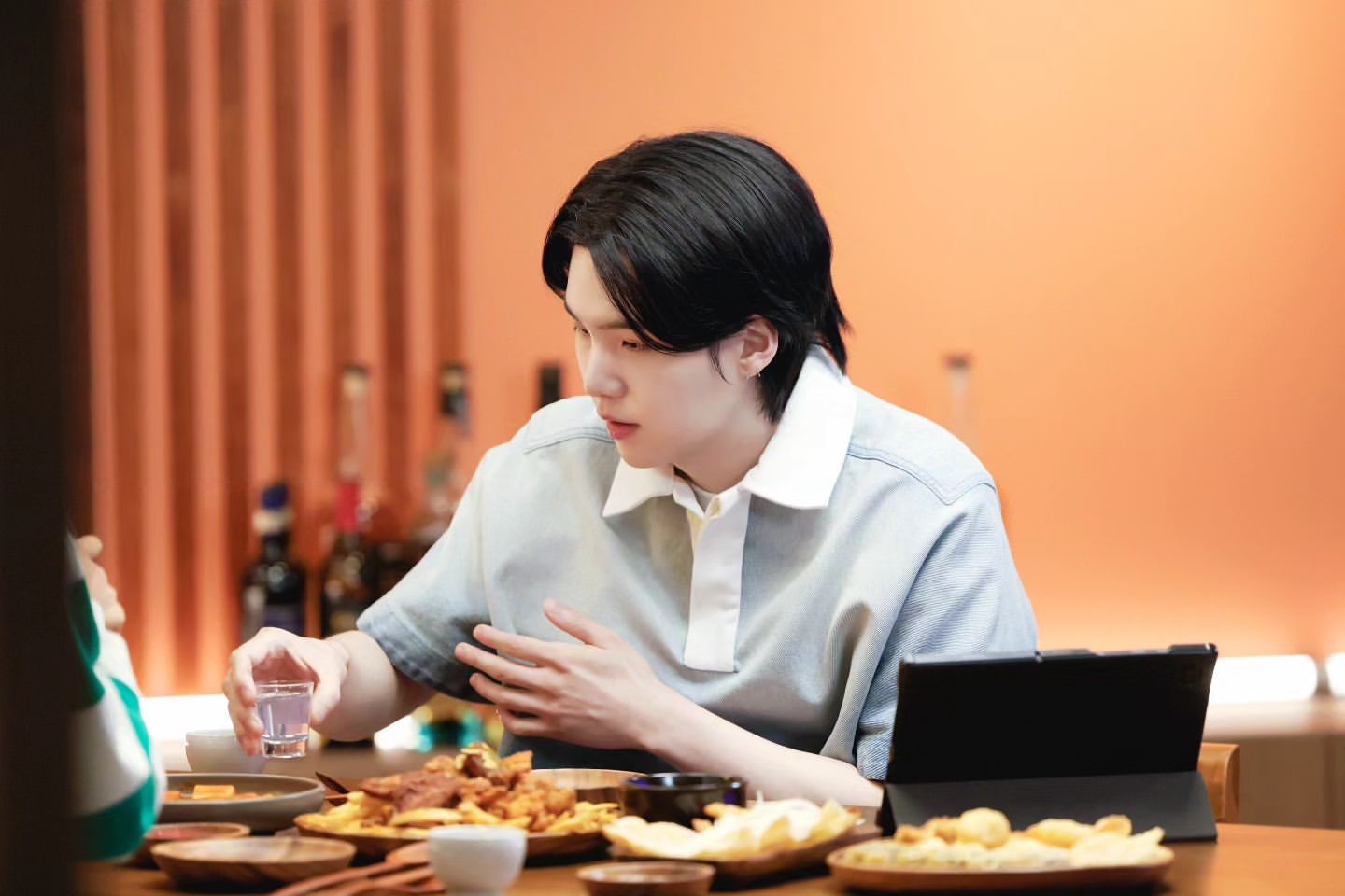 BTS成員SUGA因為酒後騎行電動滑板車遭警方酒測吊照。（翻攝SUGA ins）