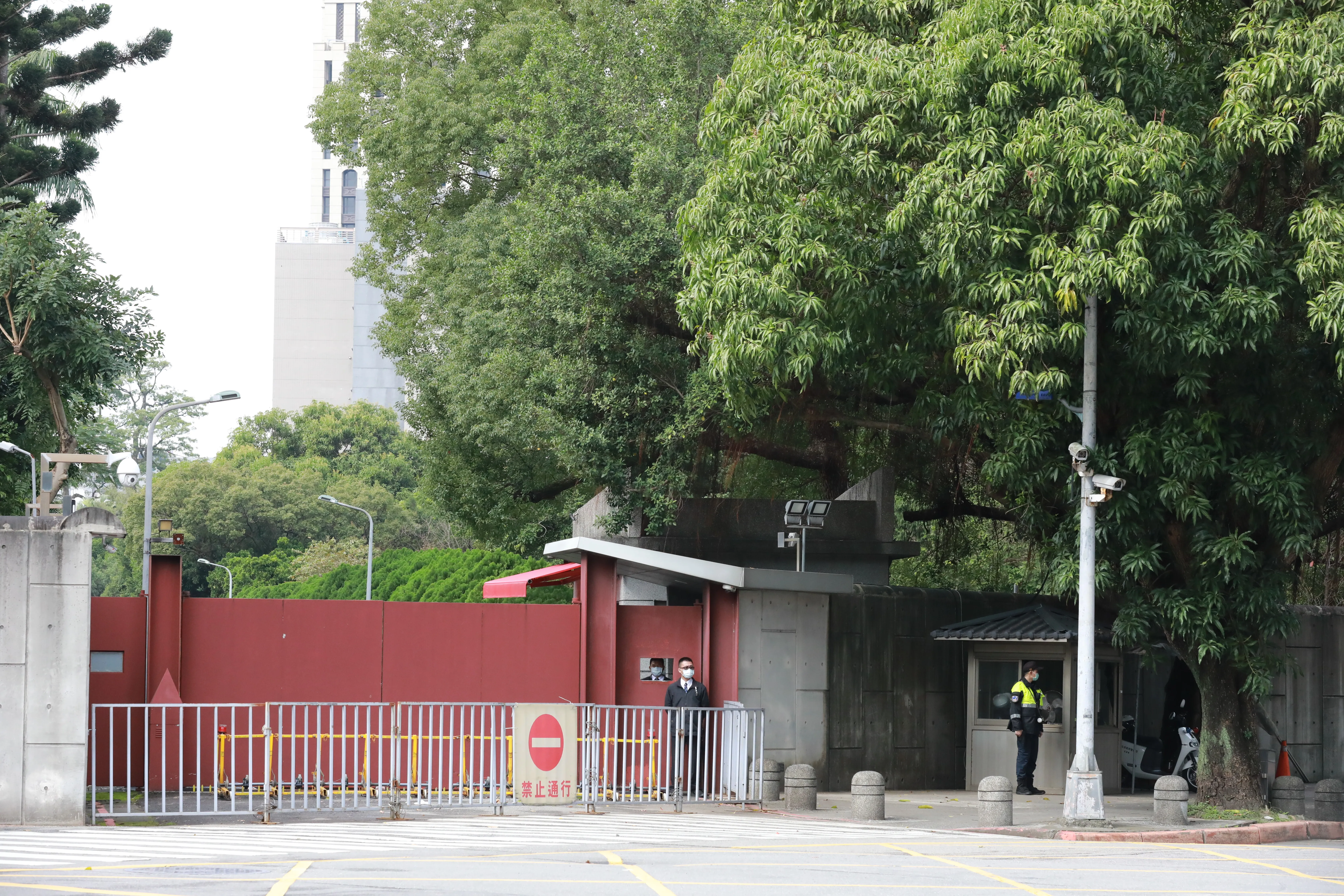上（7）月中，台灣產業大佬與工商領袖前進總統官邸與總統賴清德、行政院長卓榮泰進行交流。