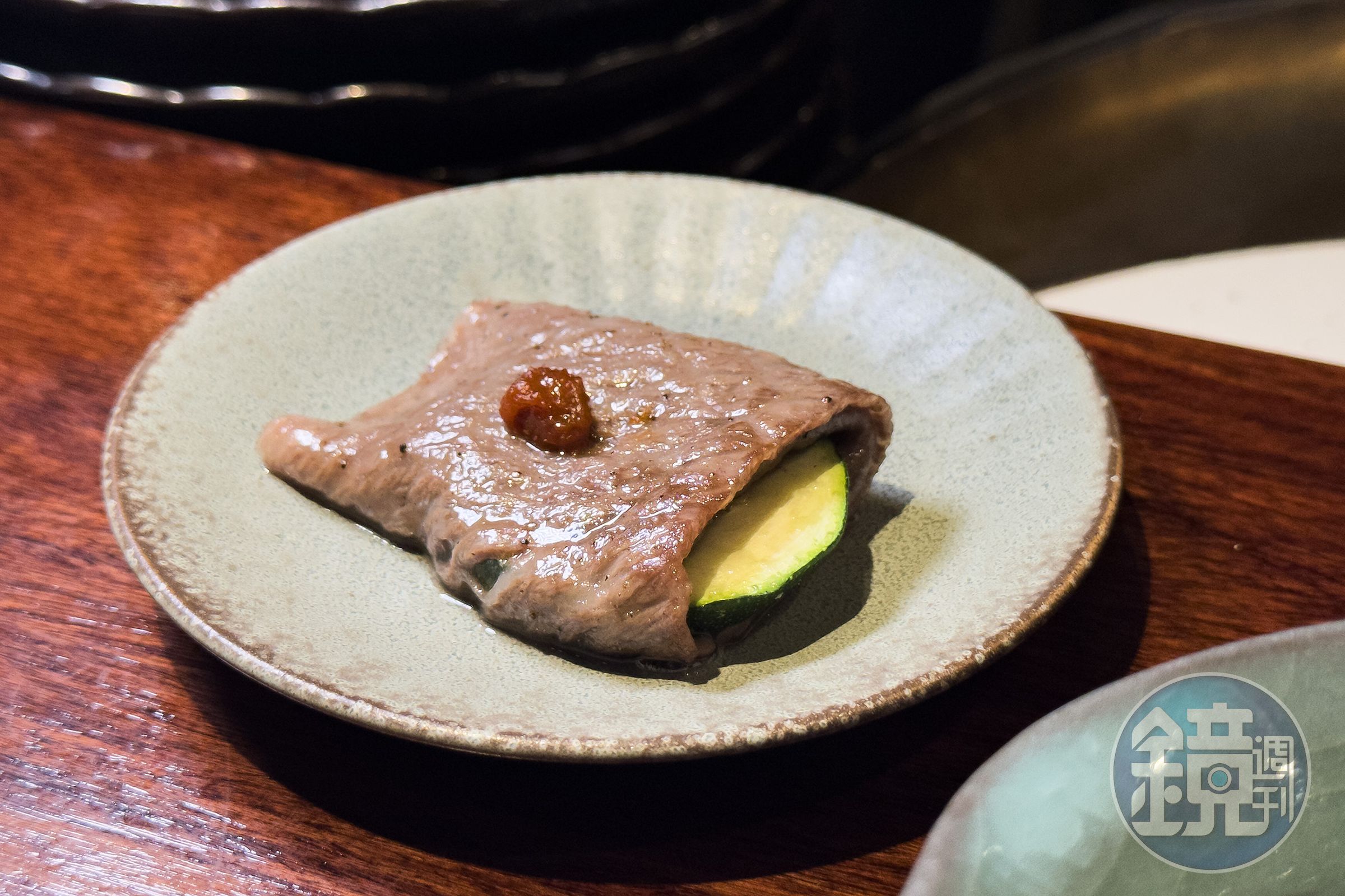 「和牛櫛瓜」以清甜蔬菜平衡油脂，展現餐廳對風味層次的拿捏。