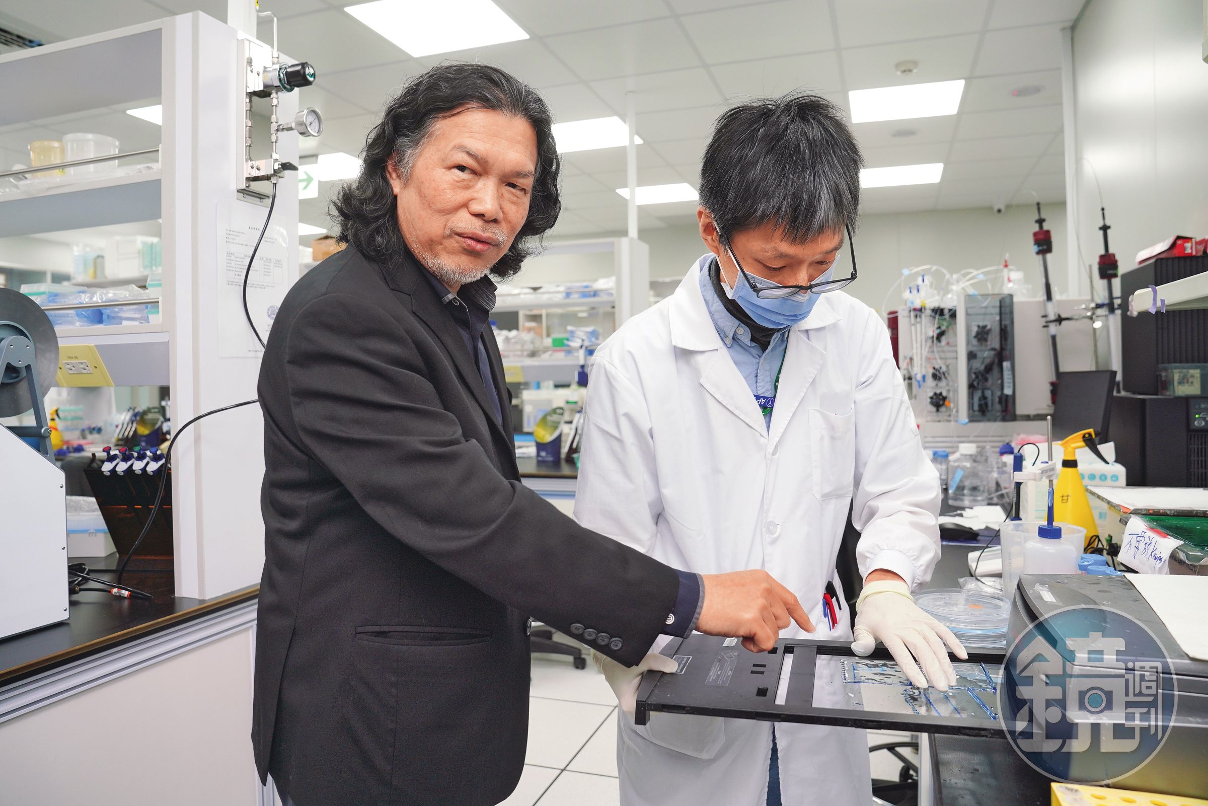圓祥生技總經理何正宏說，未來公司3年營運目標為，從上櫃掛牌到三期臨床收尾，第三方授權也已準備好。