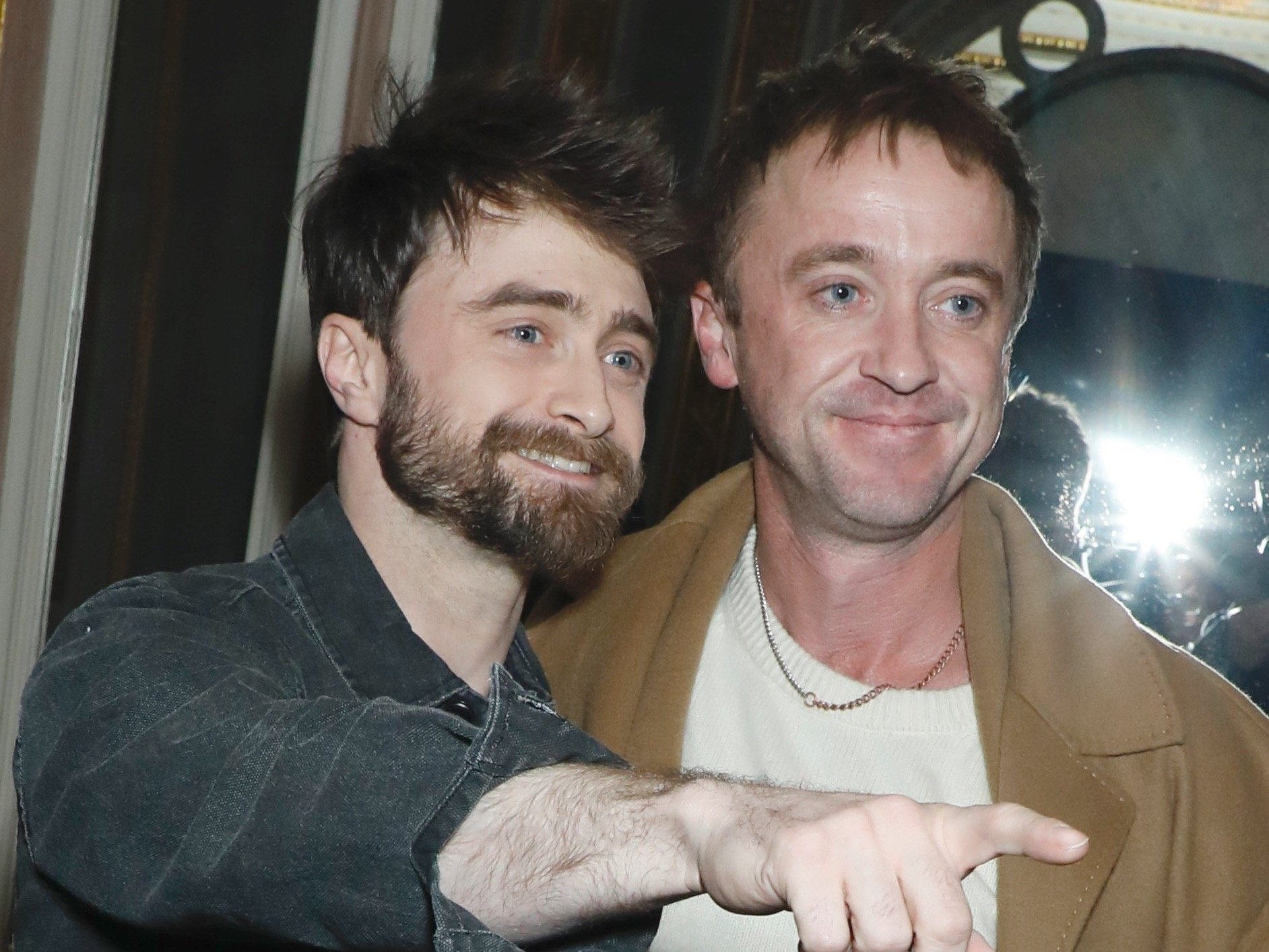 丹尼爾雷德克里夫（左）與湯姆費爾頓（右），距離首次同台24年後，再次合體。（東方IC）