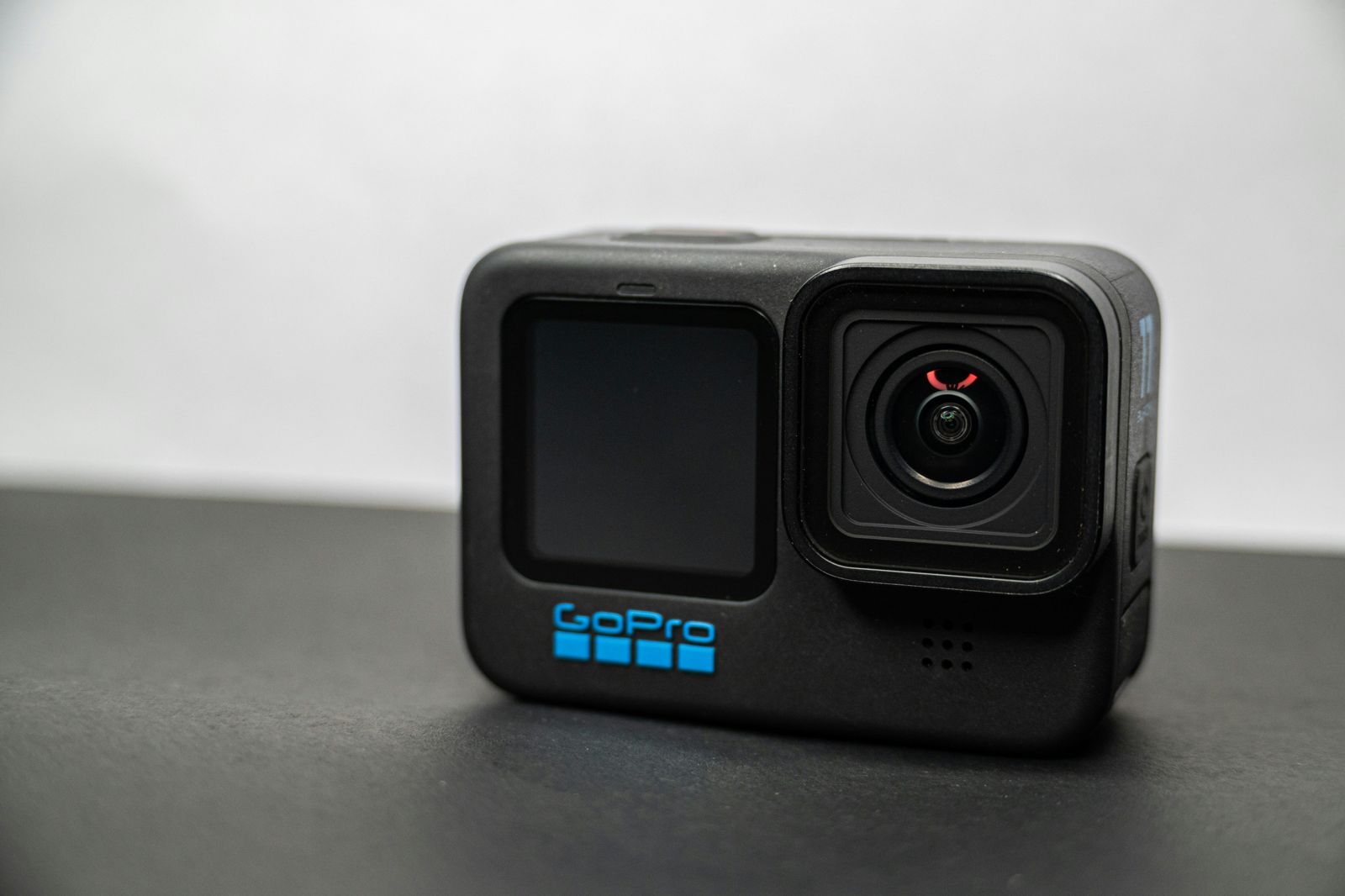 GoPro爆破產危機！天價記憶體成「最後一根稻草」 發布營運示警股價慘跌
