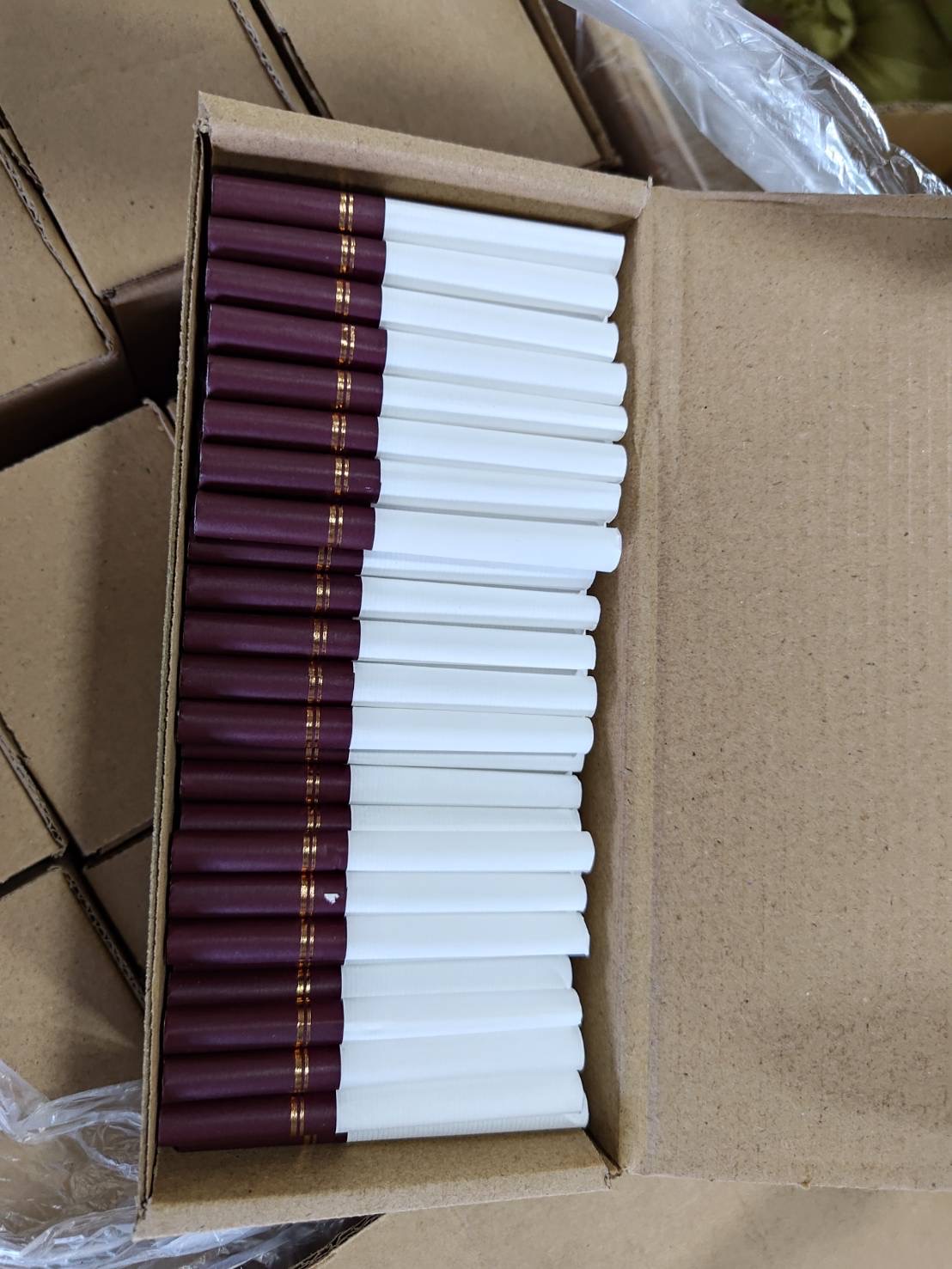 台中查緝隊查獲捲菸成品。(海巡署台中查緝隊提供)