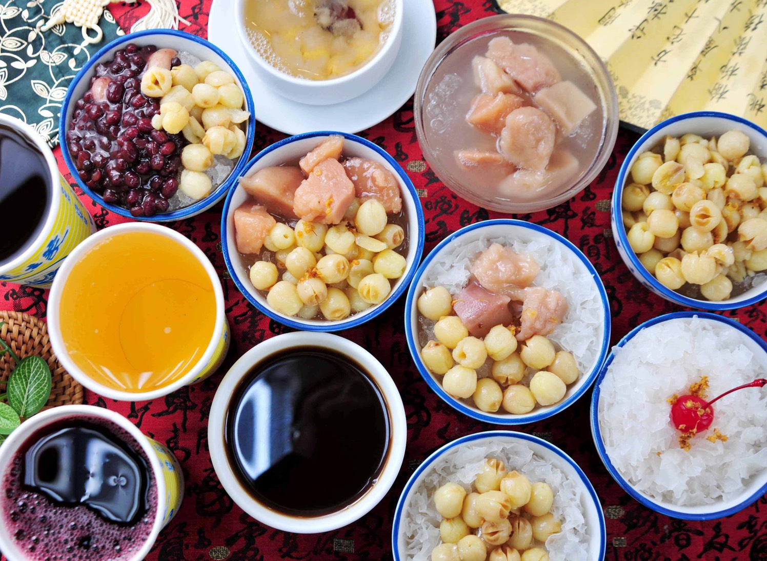 苦茶之家的甜品類深受顧客好評，如今總店爆休業讓他們直呼不捨。（翻攝苦茶之家臉書）