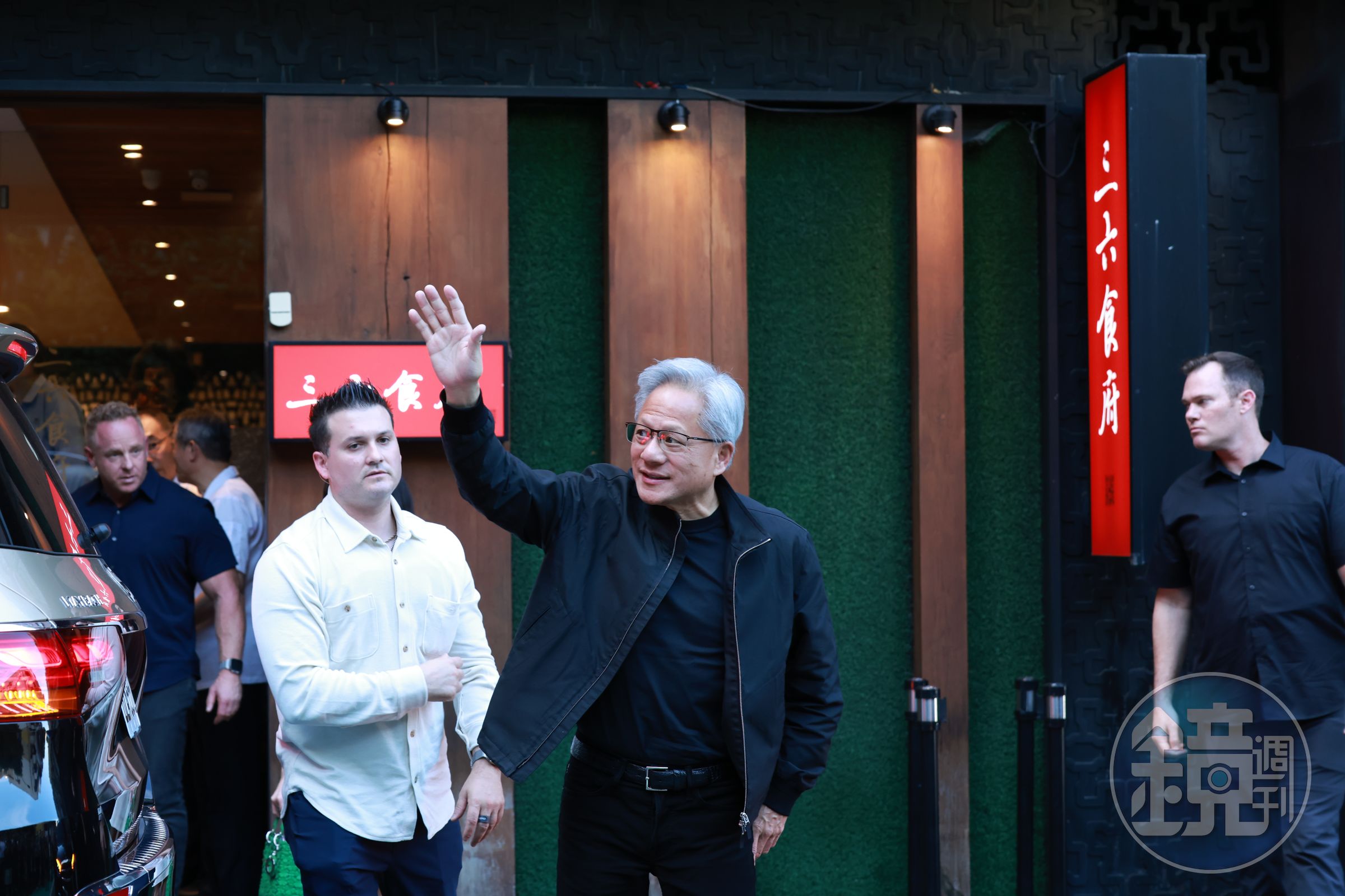 AI教父黃仁勳來台，再度點燃台股攻勢，市場資金沸騰。