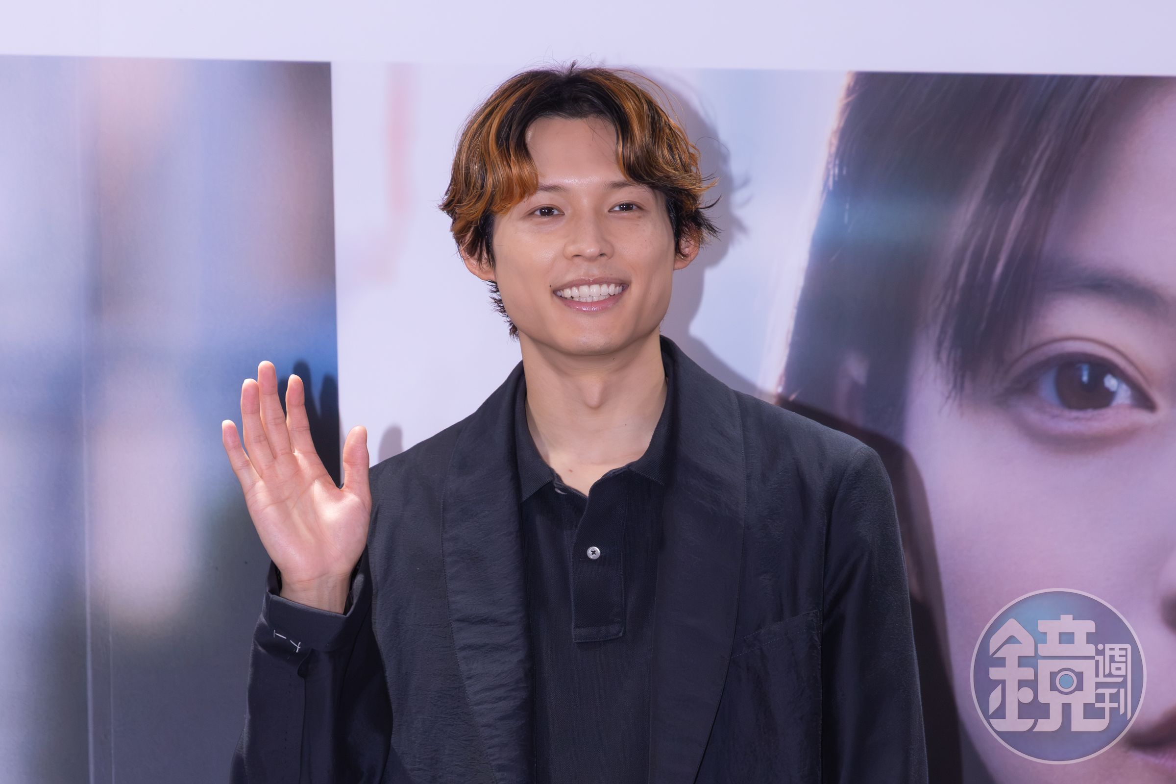 早上九點舉行記者會,松村北斗元氣滿滿,原來是一早就吃了鹹豆漿。