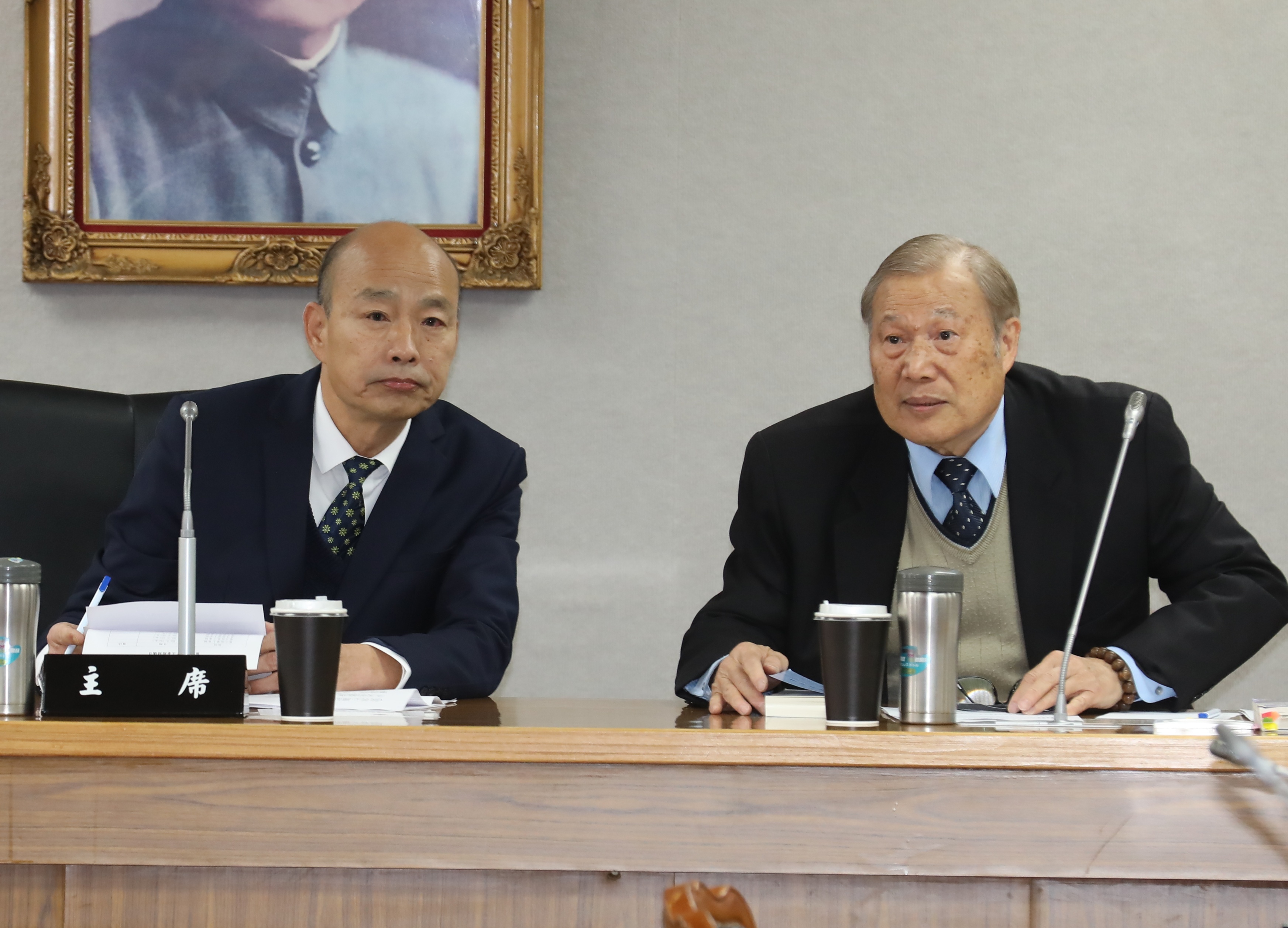 立法院長韓國瑜今日主持首場朝野協商，最後裁示20日開議。