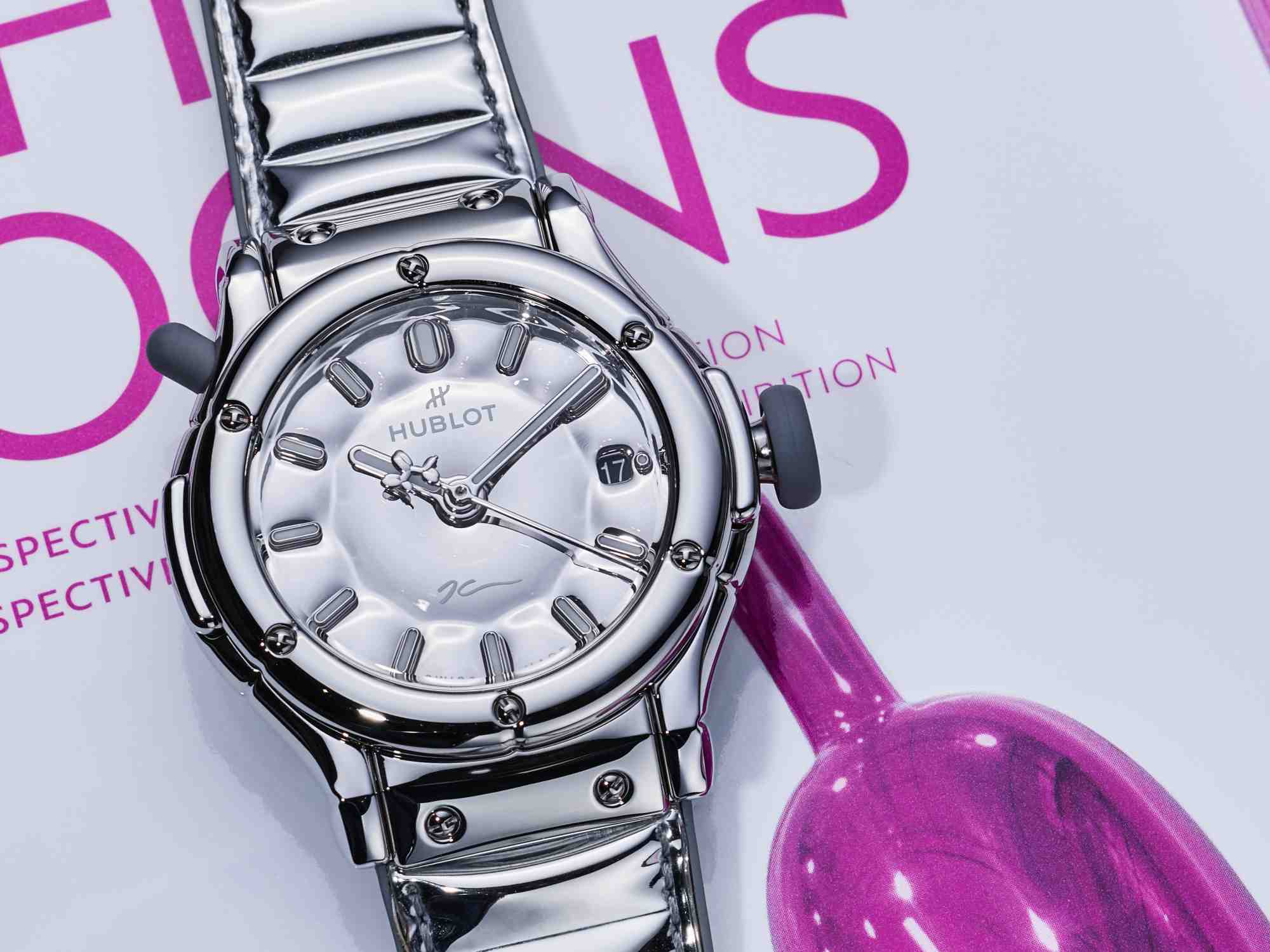 錶誌/把手錶吹成一顆氣球!HUBLOT 宇舶發表 JEFF KOONS Classic Fusion「氣球狗」腕錶