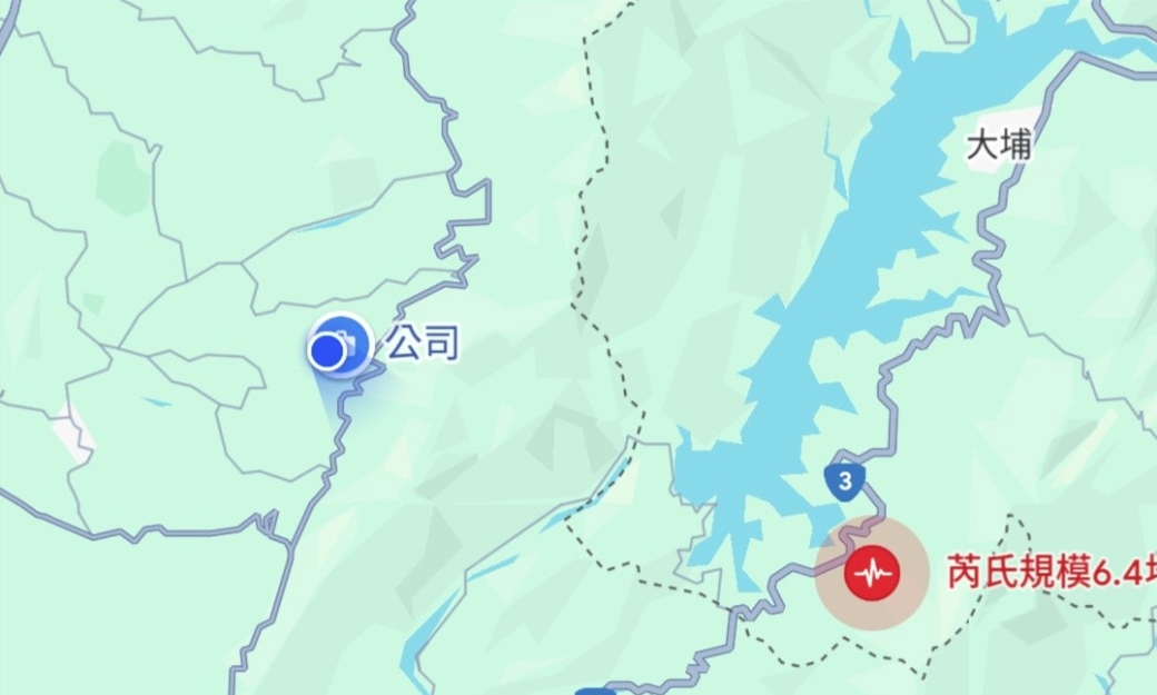 一名住在曾文水庫附近的「搖滾區」網友秀出自己的地標。（翻攝自PTT）