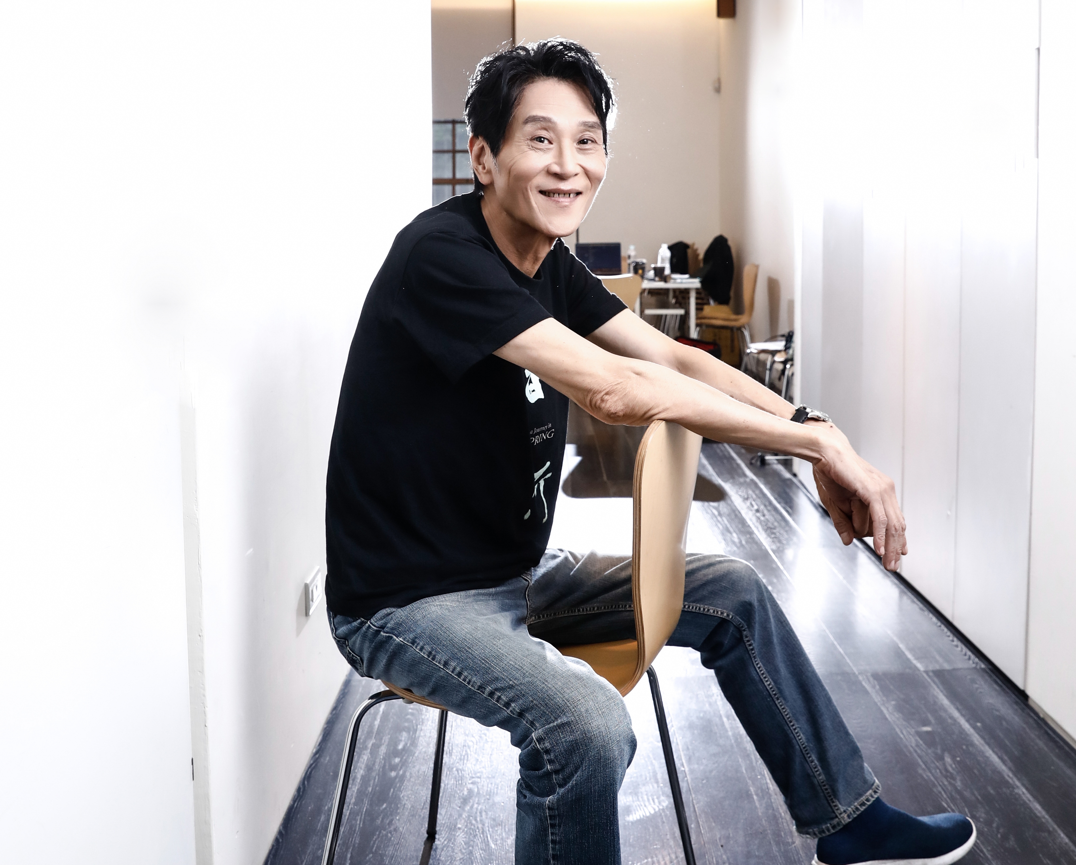 喜翔曾與22歲剛畢業的大學生交往3年，甚至是對方先告白；最尷尬情況出現在見家長時，對方父母比自己年紀還小。（本刊資料照）