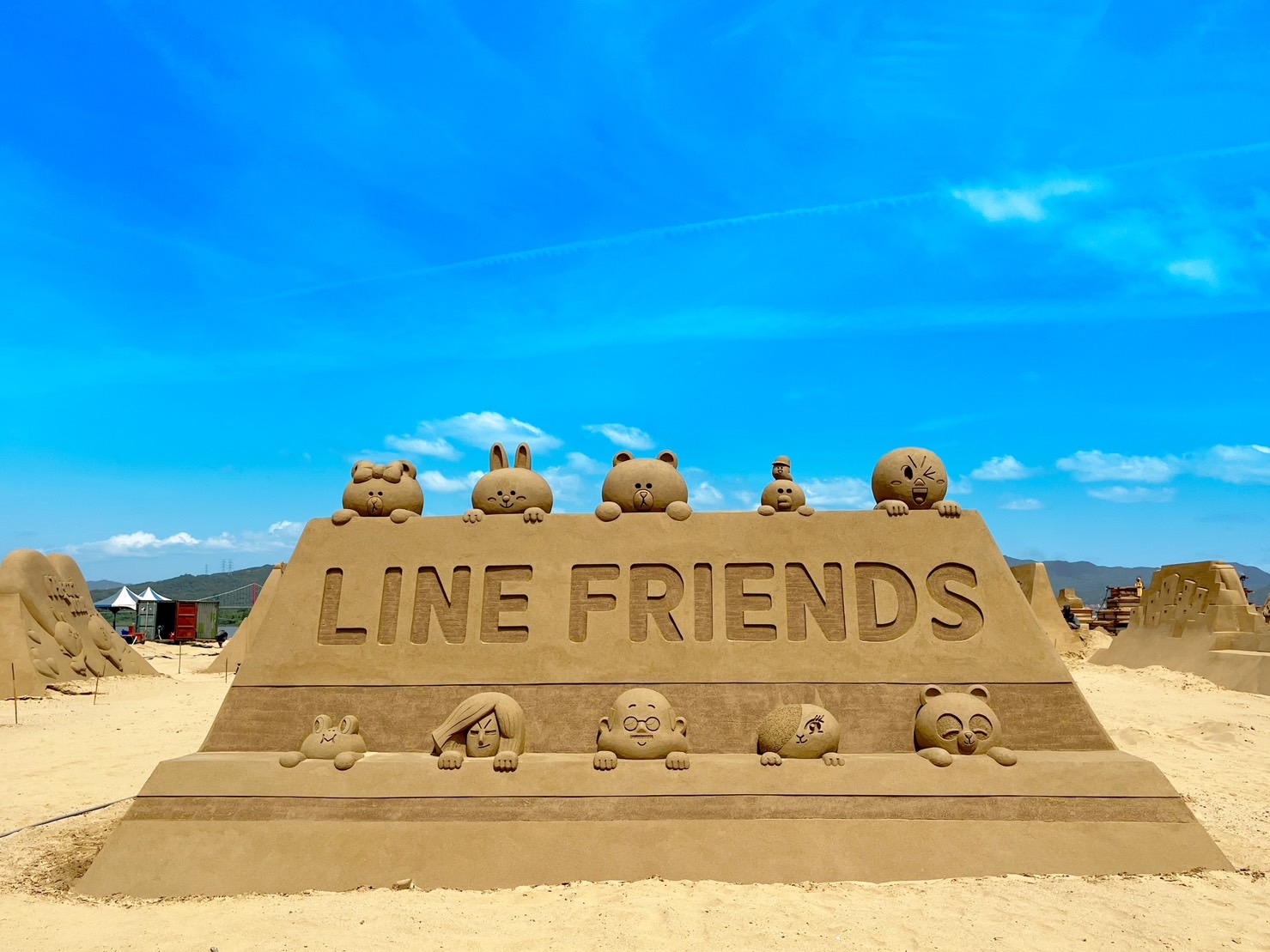 福隆沙雕季「LINE FRIENDS」。（福容大飯店提供）