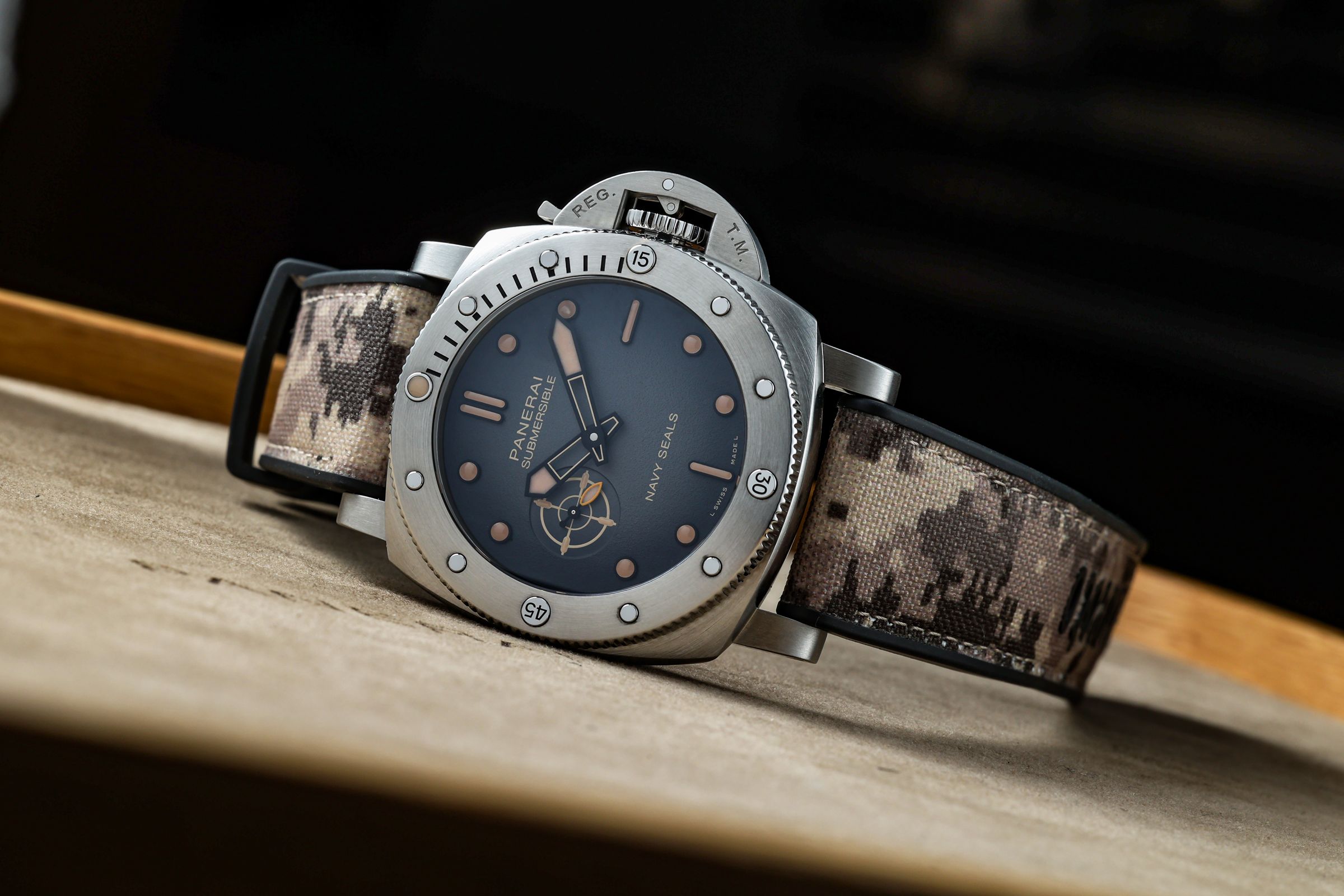 PAM01518，44mm精鋼錶殼，裝載P.900自動上鍊機芯，定價NT$314,000。