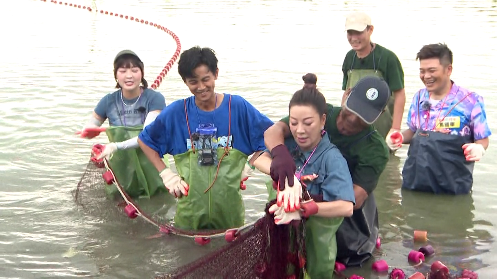 《綜藝新時代》職人好厲害，日前來到了屏東潮州尋找泰國蝦達人。（民視提供）