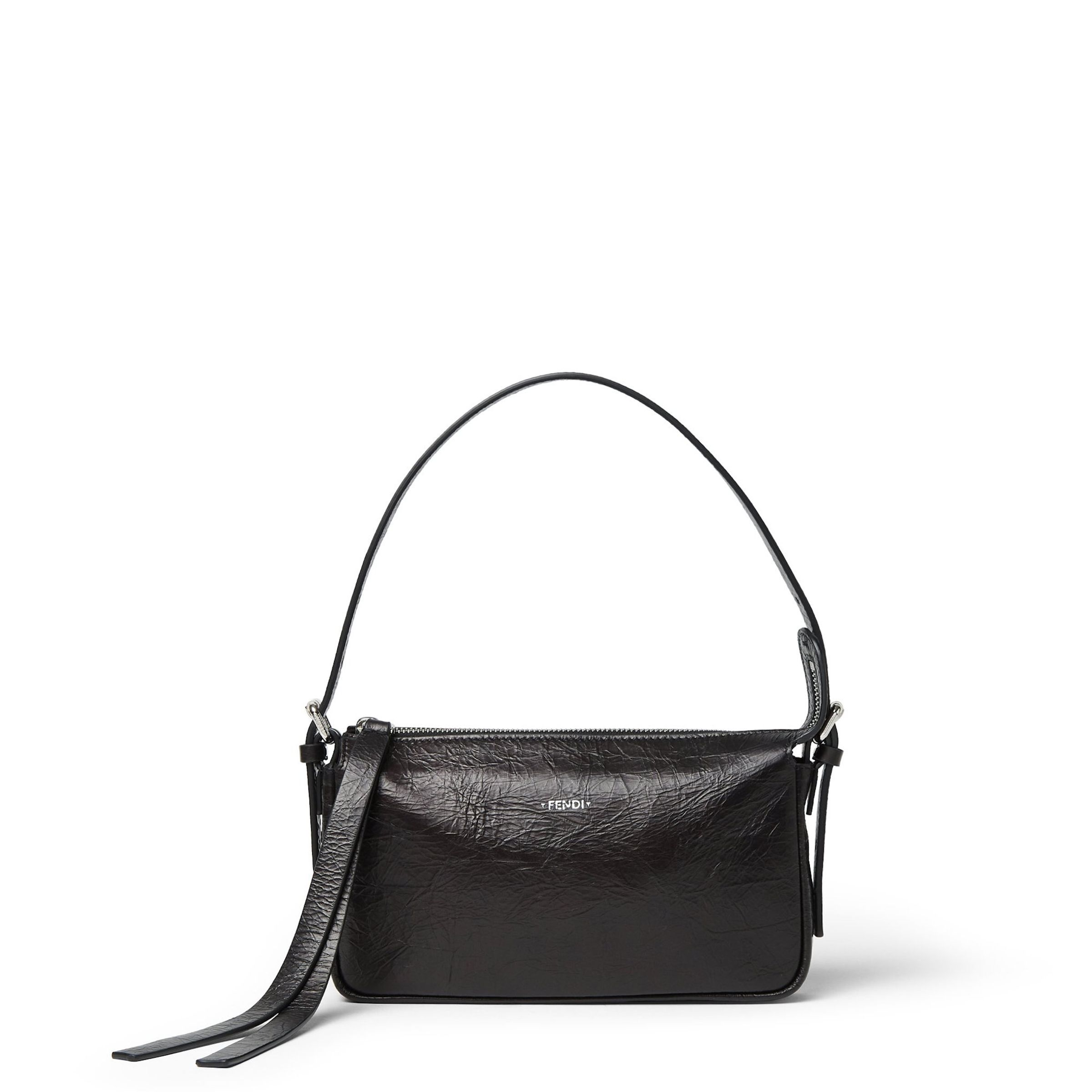 Zip top Small。NT$53,200(FENDI提供)