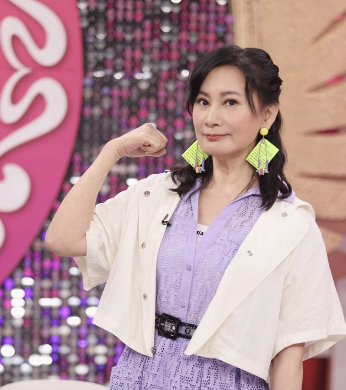 陳亞蘭的表演是跨越性別界限的歌仔戲,她出聲為林郁婷加油。(翻攝自陳亞蘭IG)