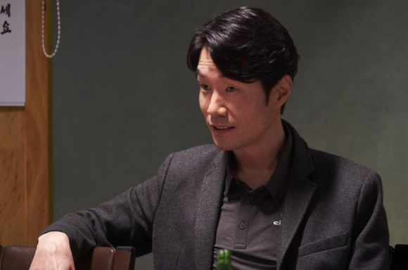 韓星宋英奎今（3日）被發現在車內輕生，享年55歲。（網路圖片）