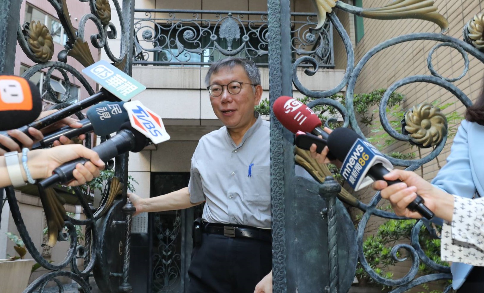 柯文哲被爆出以4,300萬元買下濟南大樓商辦，被質疑當包租公，民眾黨與承租人都回應了。（本刊資料照）