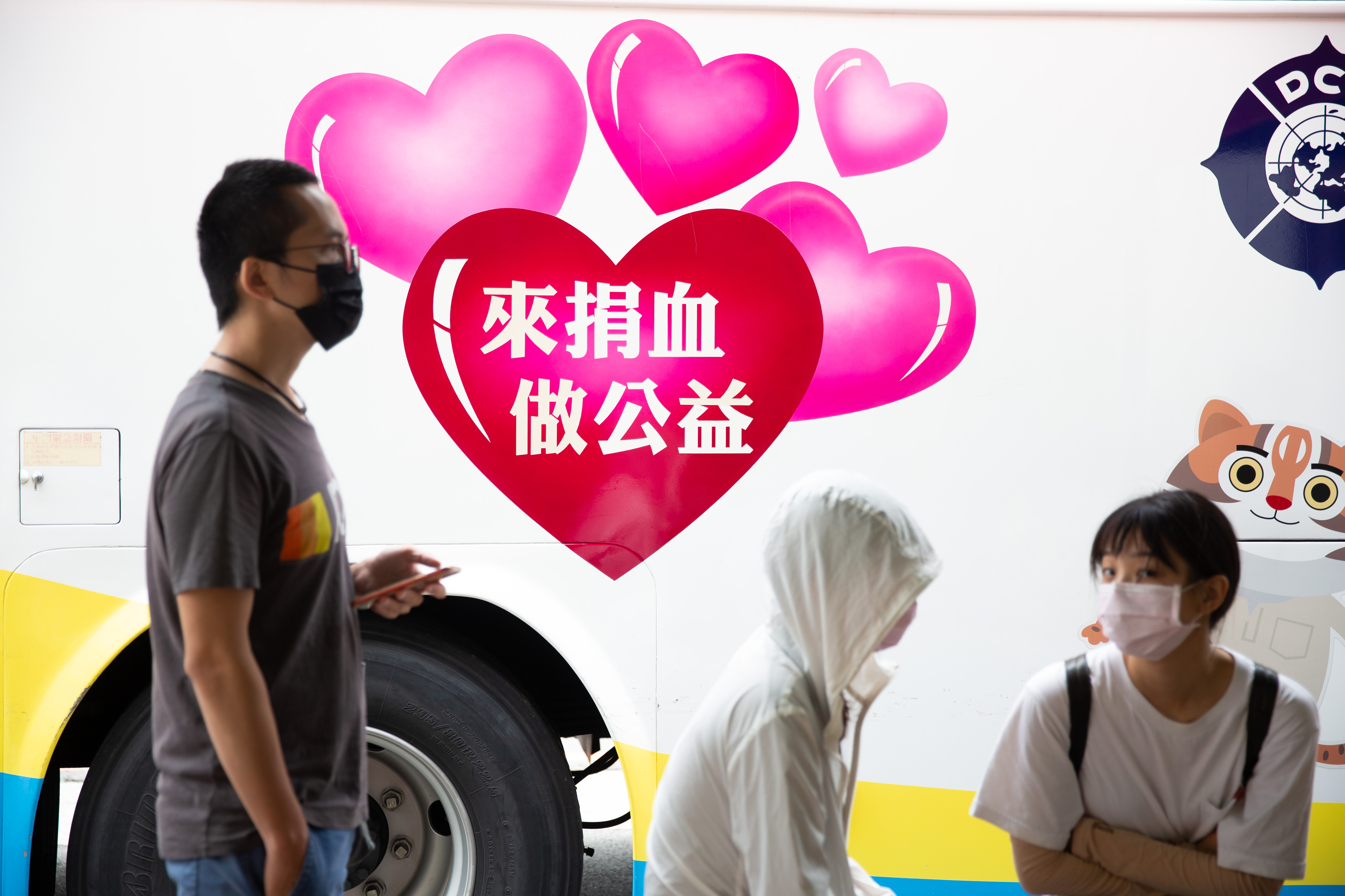 為鼓勵大家踴躍捐血，許多捐血場地還會提供額外的贈品。（示意圖，本刊資料照）