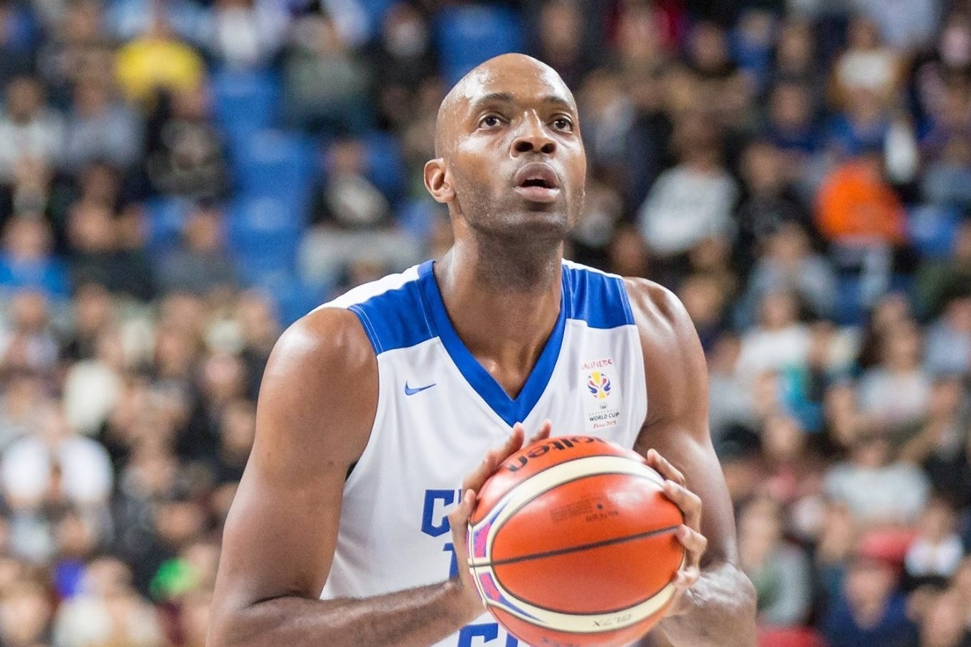 歸化台灣的戴維斯發文盼有球隊給他合約打球養家。（翻攝自IG@q.davis3）