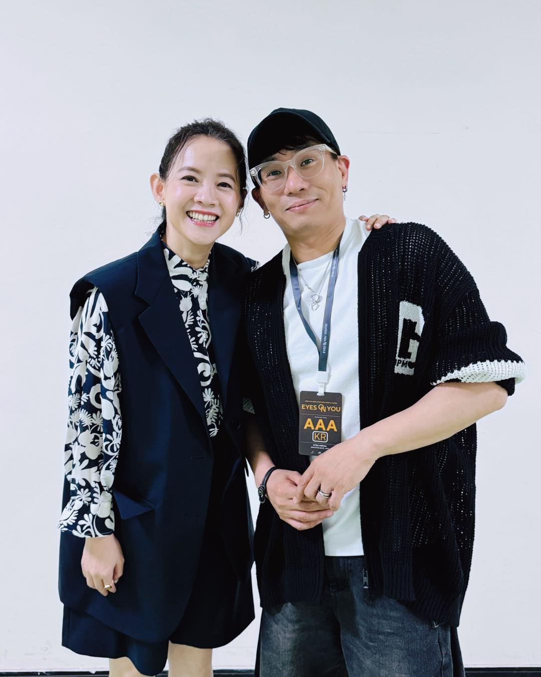 曾寶儀提到，彩排時韓國導演特地來跟她說，之前她做Running Man的粉絲見面會時，當時對方也在現場，那時還是副導演。（翻攝自曾寶儀 Bowie臉書）