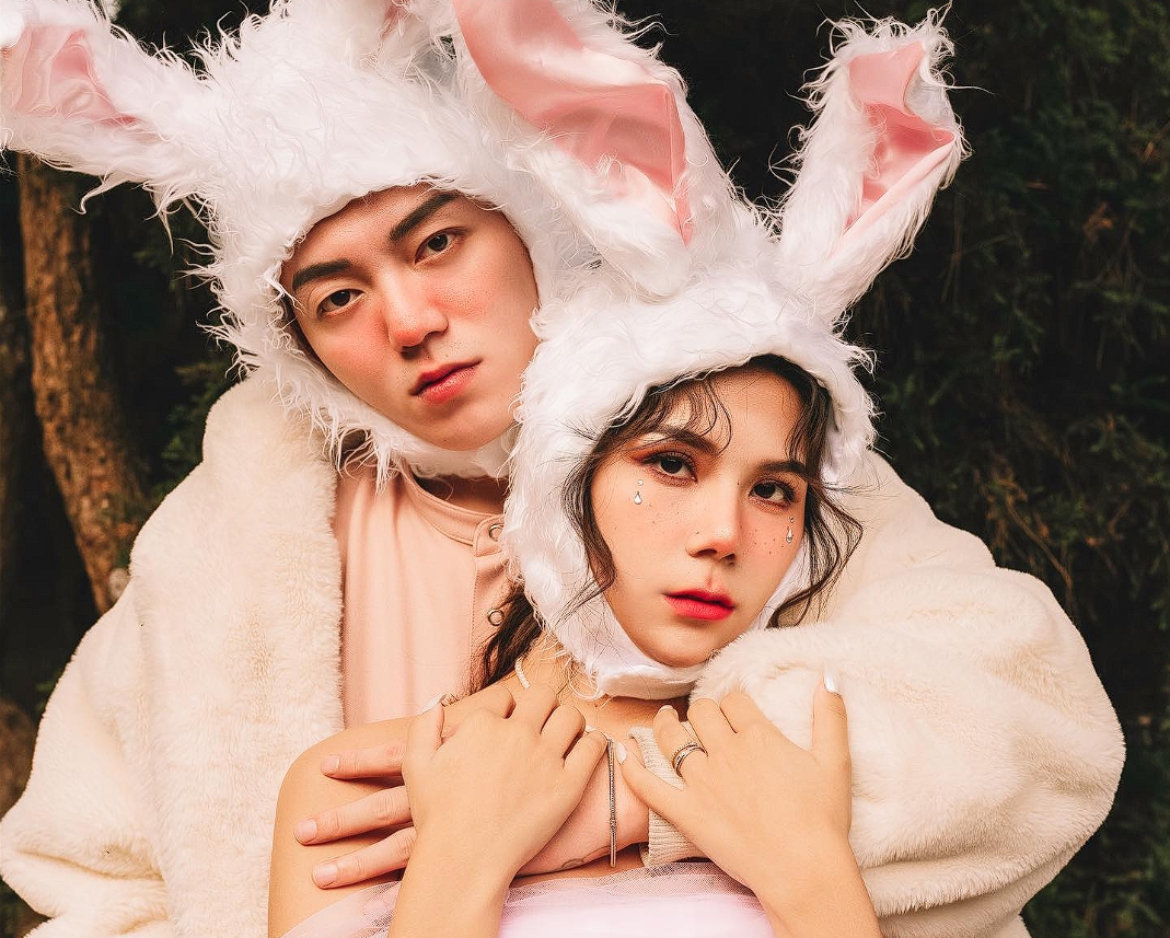 蕾菈夫婦傳出涉嫌持有並吸食大麻,稍早透過律師發出聲明回應。(翻攝自臉書)