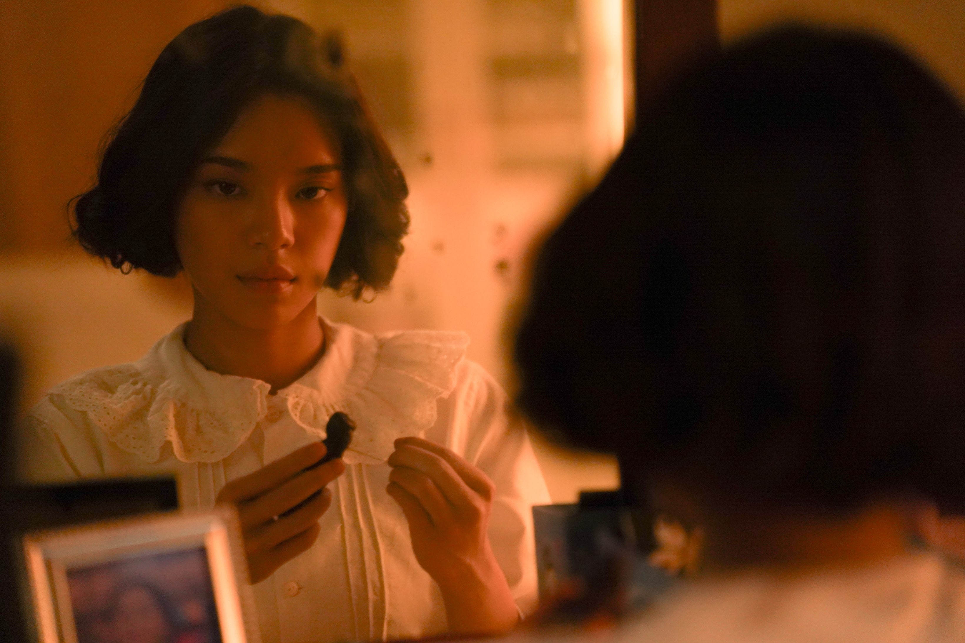 丘普朗恐怖新作釋年輕版潘娜，男主角驚嘆她每次上戲都有如被附身一樣！（威視電影提供）