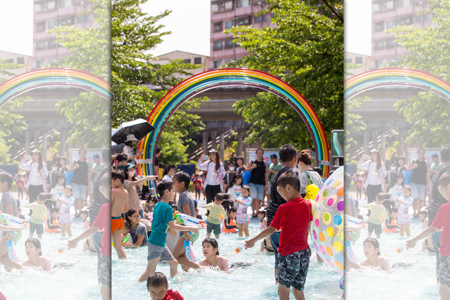 每年初夏，暖暖區公所開放暖暖親水公園，以超大水柱宣告暑假的到來。今年暖暖的親水公園於6月29日開放至8月31日，讓民眾免費戲水2個月。
