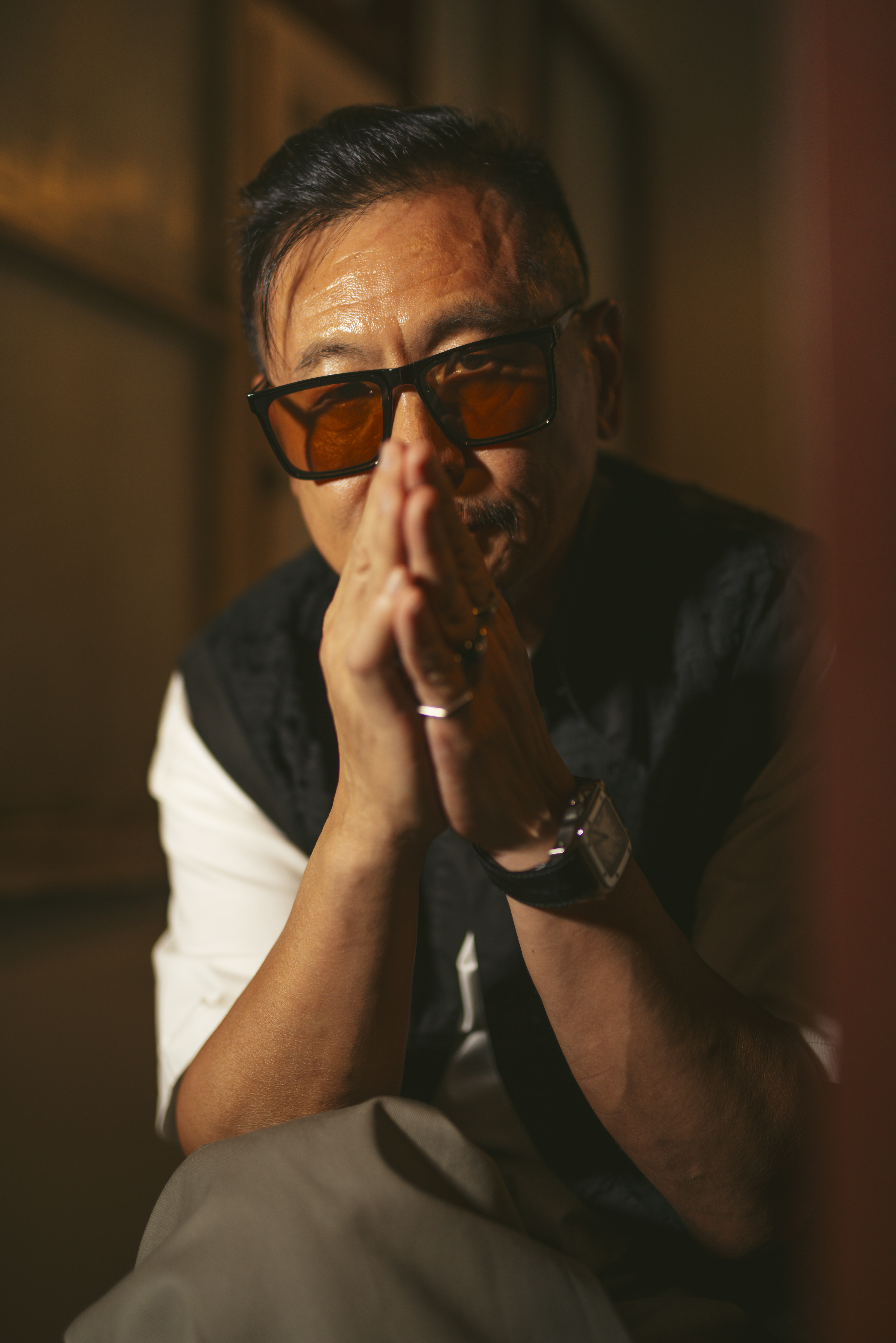 如今定居泰國的張世，對泰國人樂天且領悟「無常」的人生觀十分欣賞。