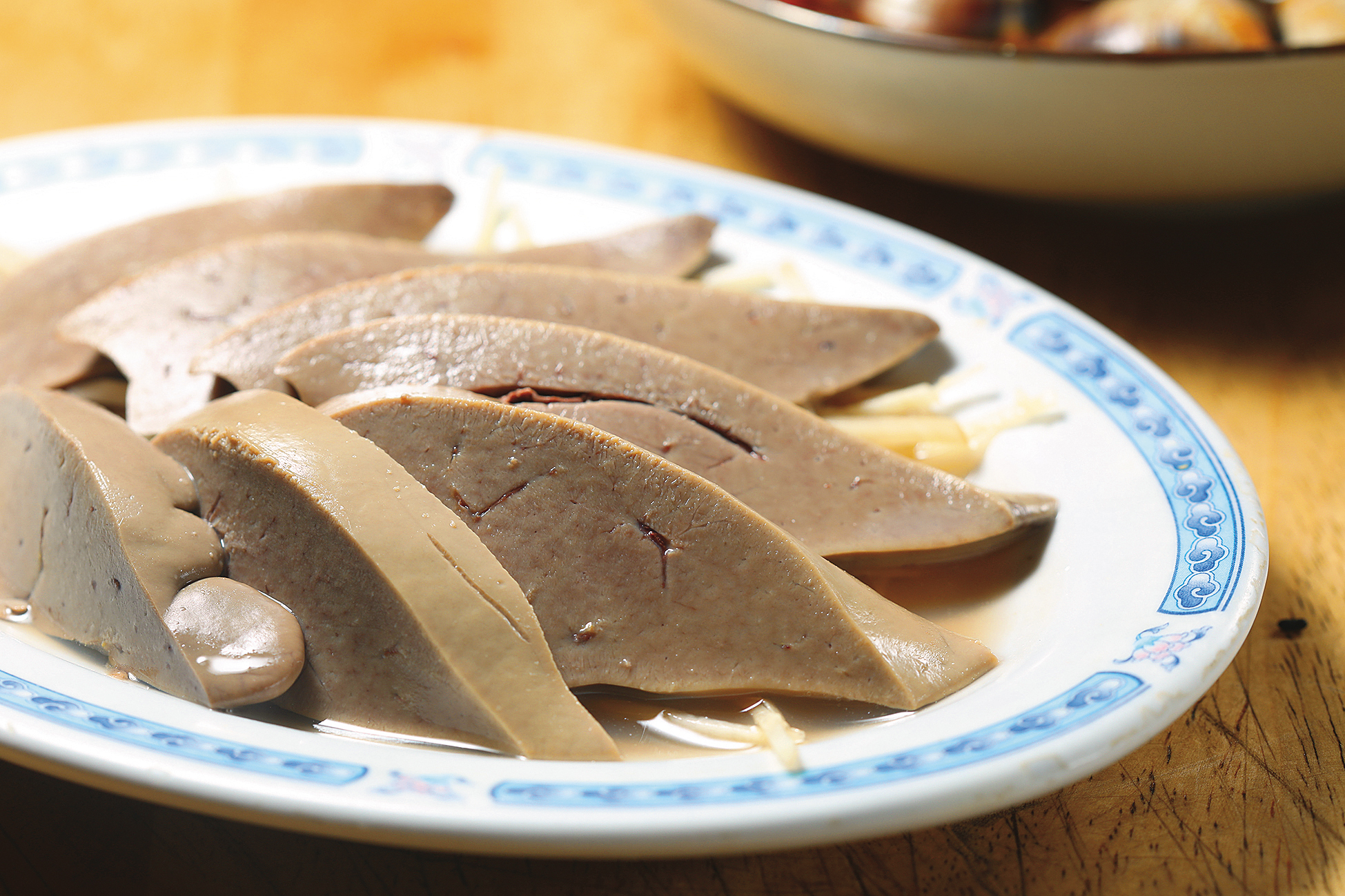 酒香濃郁的「醉鵝肝」，口感很特別。（150元／份）