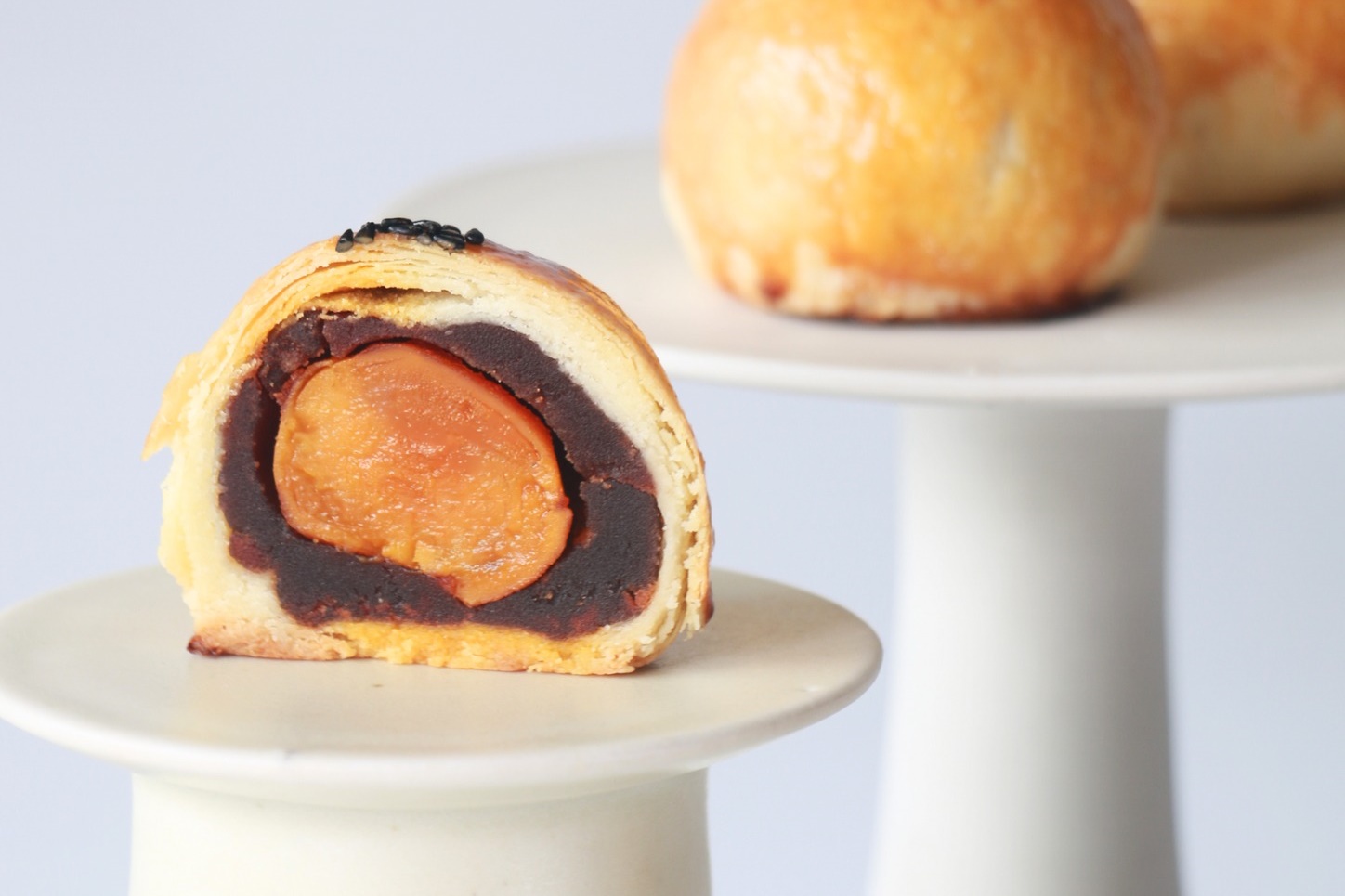 陳耀訓蛋黃酥今天開放預購春節禮盒，這此不同於以往沒有秒殺。（翻攝自陳耀訓·麵包埠Yoshi Bakery臉書）