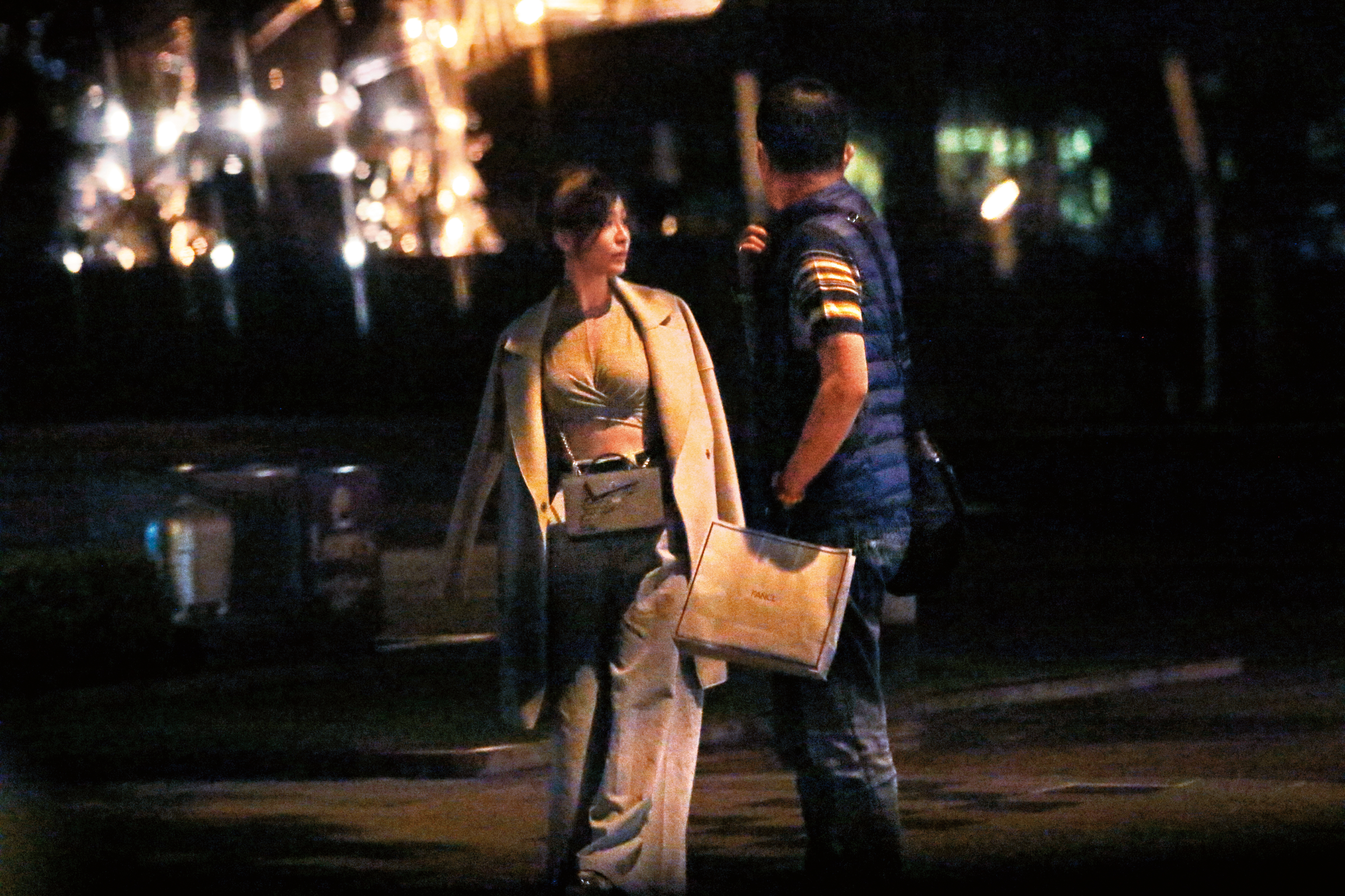 王心凌近來把工作重心放在中國大陸，感情這塊再度敗給了背叛她的男友藍蔚文，他們一度被看好，但後來風波不斷。