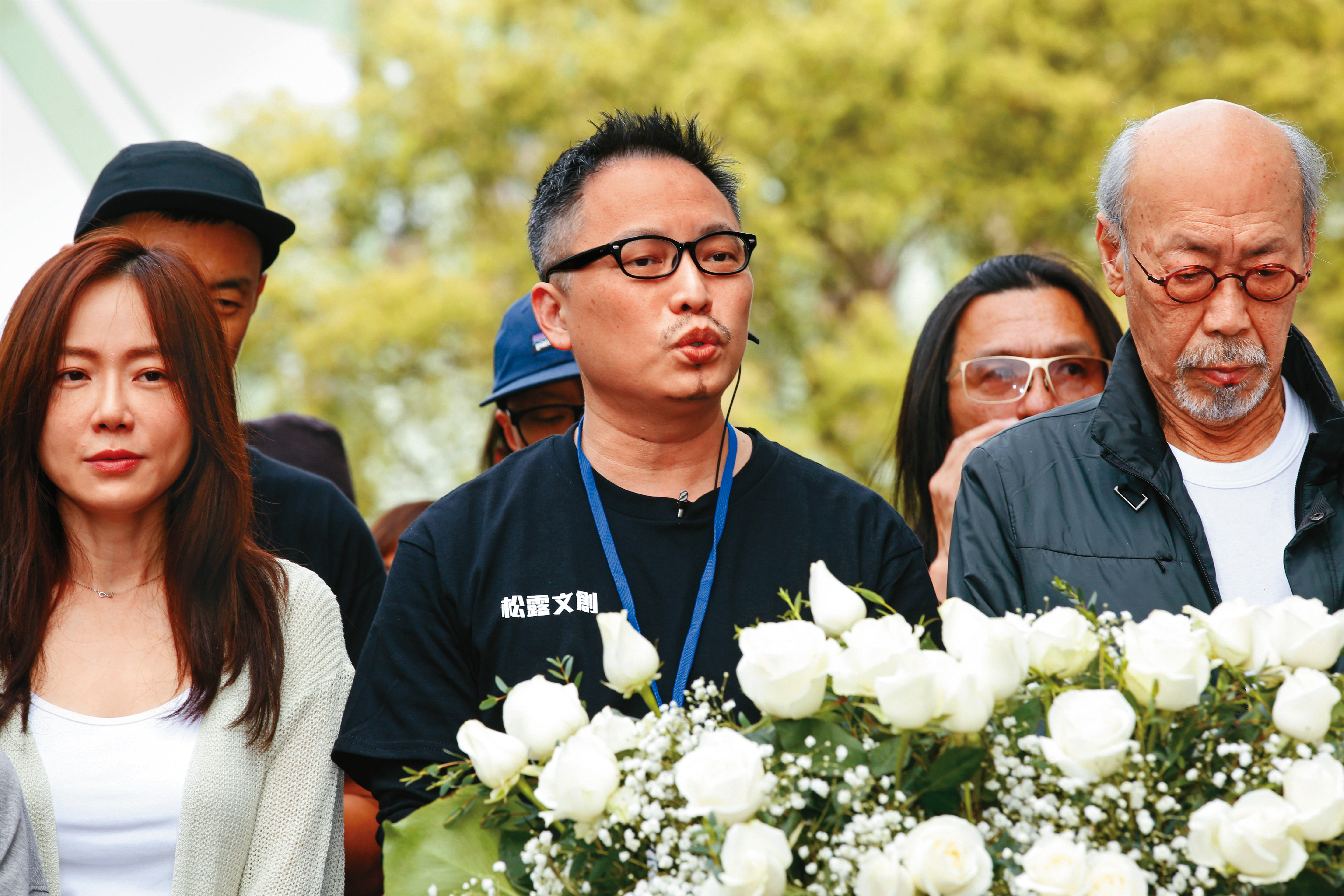 蝴蝶大廈》開鏡記者會中的錢人豪（中）、尹馨（左），這是牽起2人緣分的一部重要作品。右為馮淬帆。