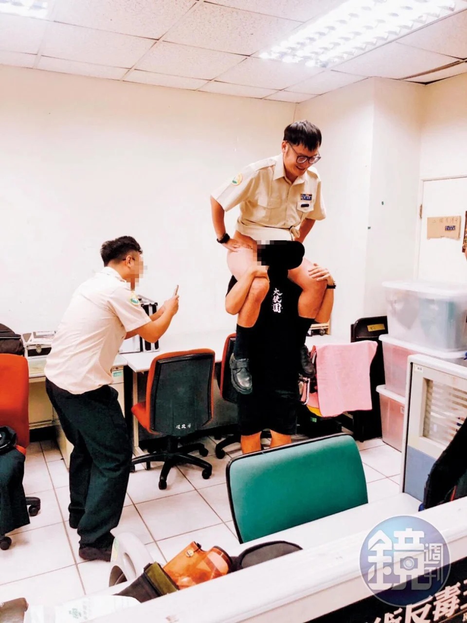 當初KID也是在南投的役政署「公益大使團」服替代役,還鬧出在辦公室裡光屁股、揚言打手槍,群組嗆長官「笨、機掰」等脫序行徑。(本刊資料照)
