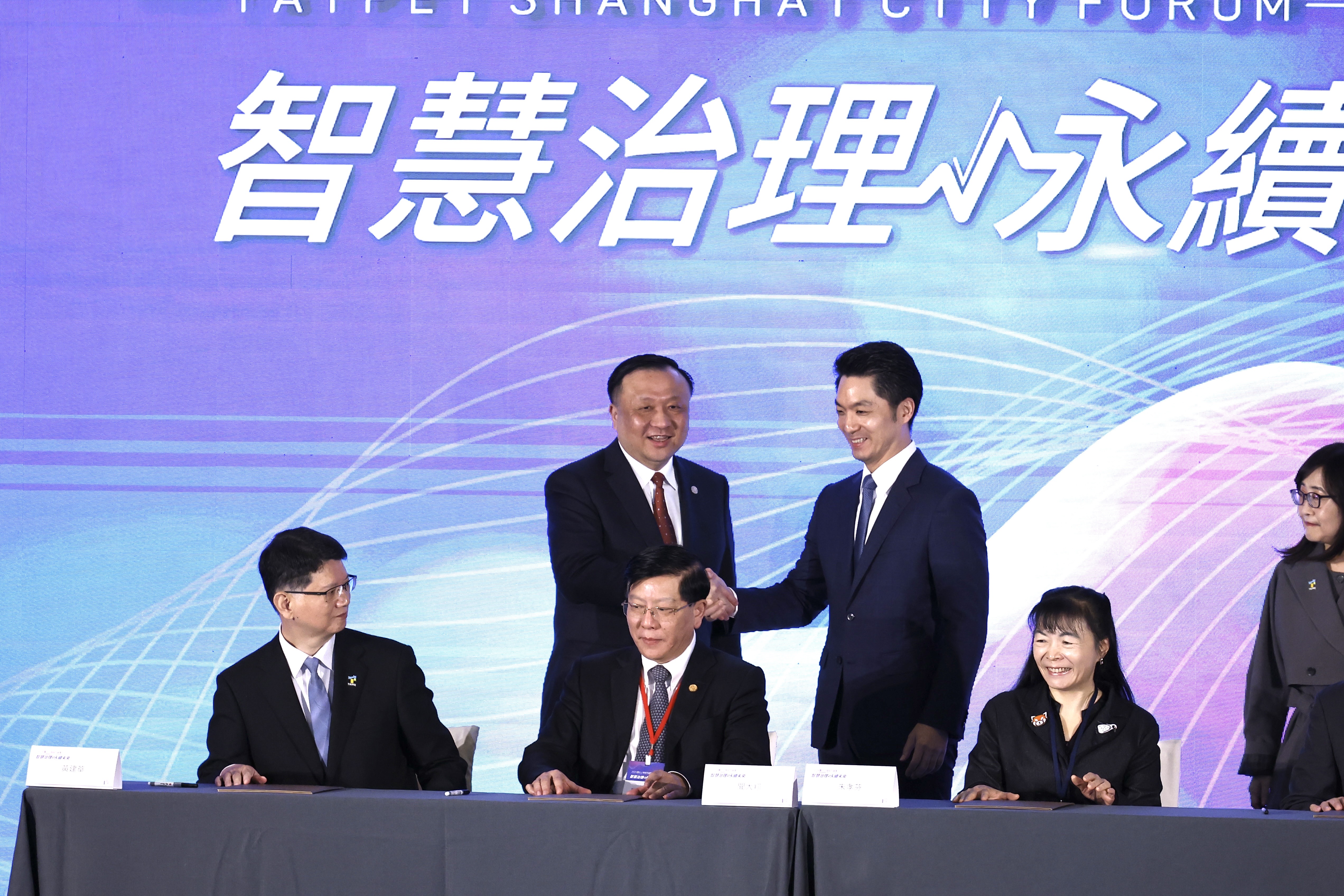 上海副市長華源昨在雙城論壇中和蔣萬安同台，並表示會推動上海居民赴台團隊遊。