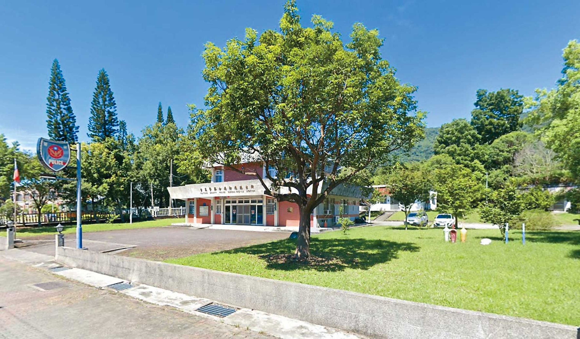 去年中秋，陳宏平帶妻兒到初鹿派出所（圖）參加烤肉大會。（翻攝Google Maps）