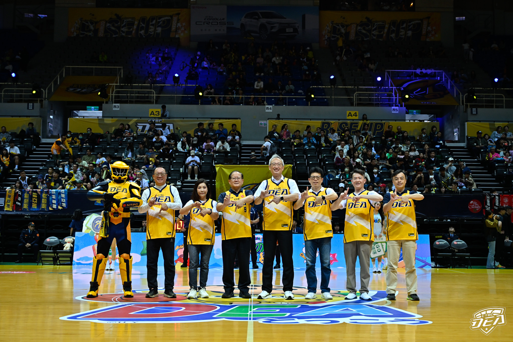 外交部攜手中信特攻，舉辦家庭日活動。（中信特攻提供）