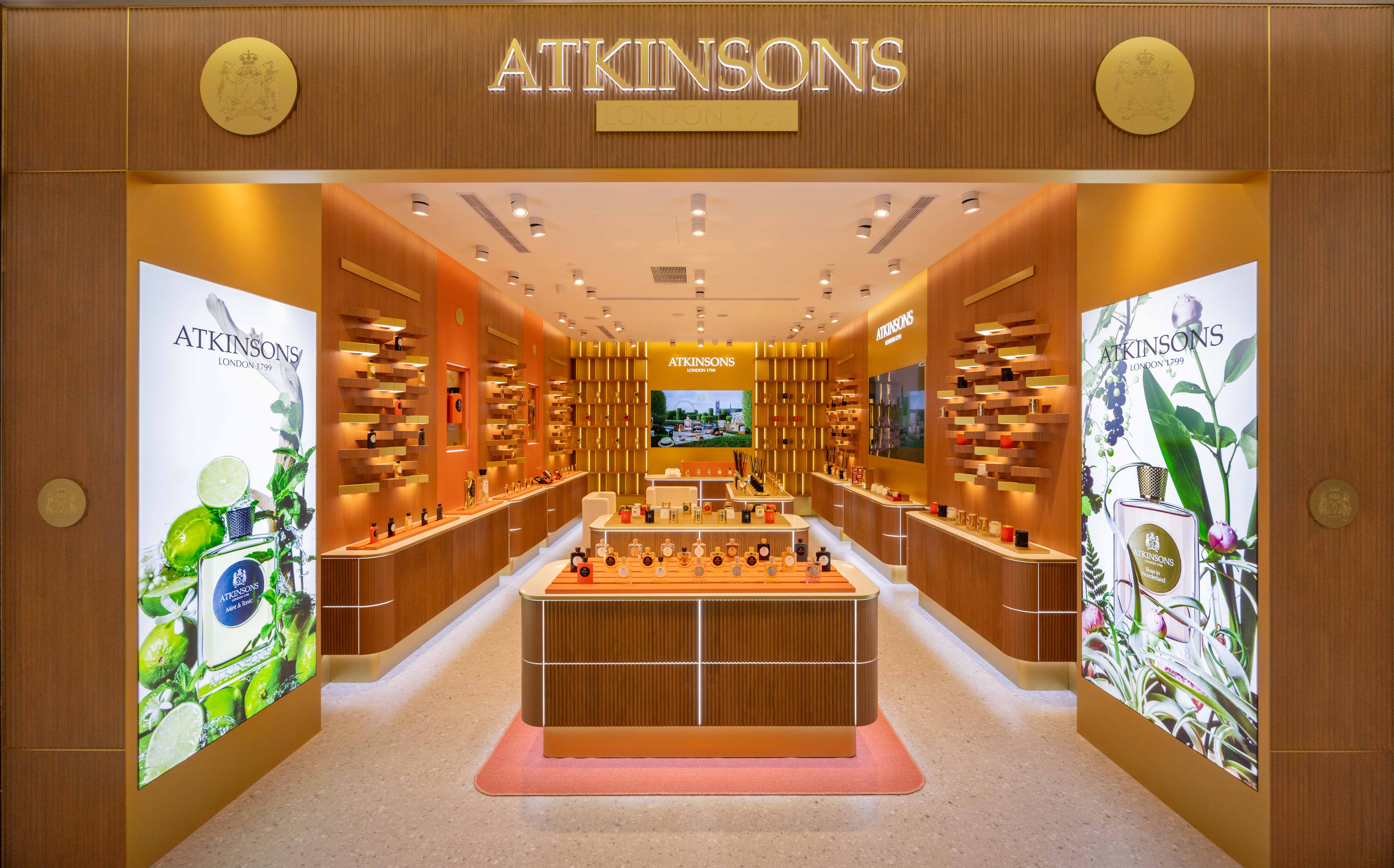 ATKINSONS阿特金森全球首間香氛旗艦店8月5日在信義遠東A13百貨二樓隆重開幕。