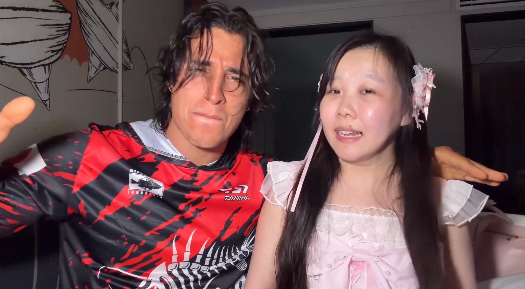 AV男優Gattouz0日前在IG曝光中國網黃冰凌紫萱的真面目。（翻攝自IG@gattouzw）