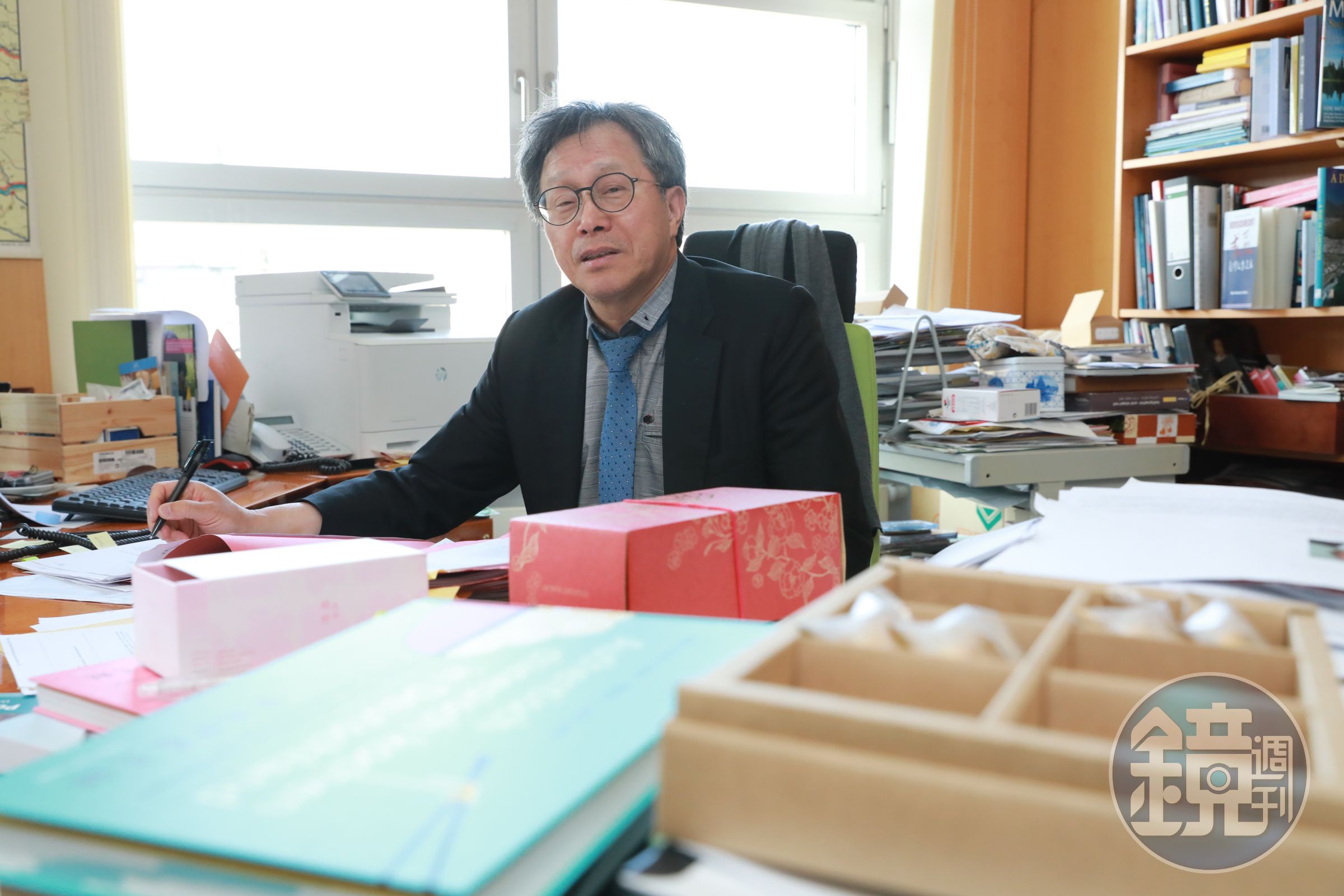 我國駐德國代表謝志偉(圖)與德國在台協會副處長何峰透過視訊方式簽署「台德民間論壇」協議。(本刊資料照)