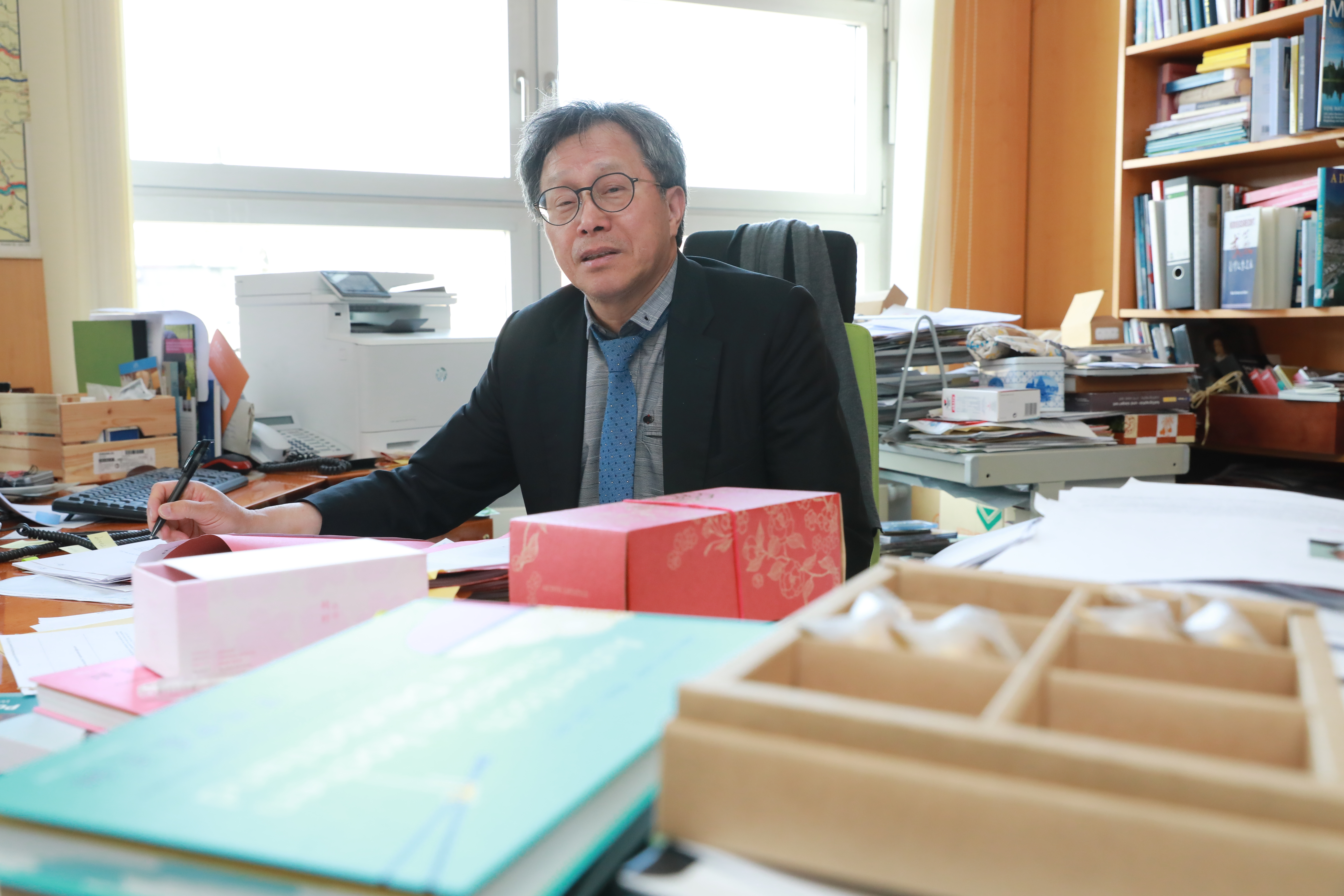 我國駐德國代表謝志偉（圖）與德國在台協會副處長何峰透過視訊方式簽署「台德民間論壇」協議。（本刊資料照）